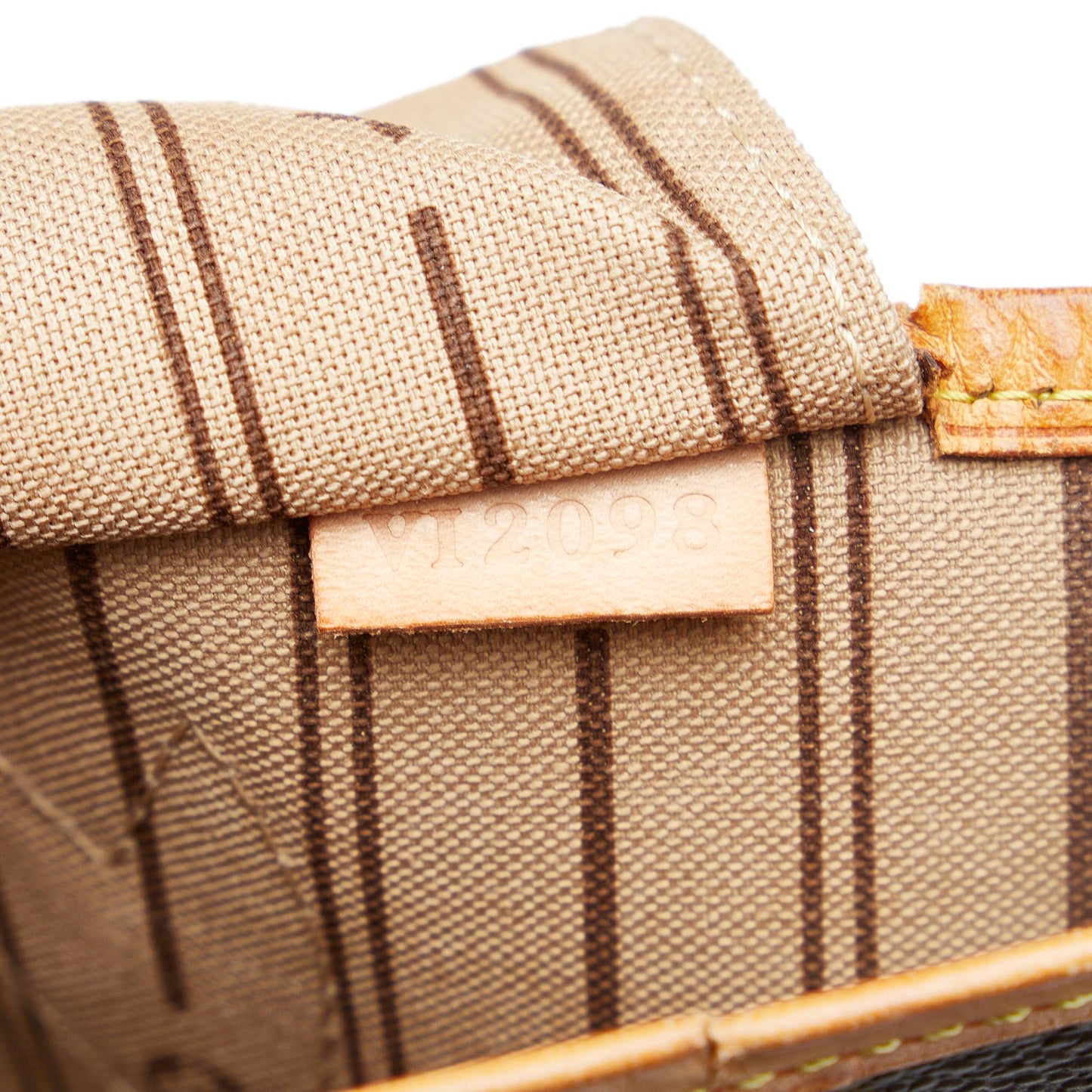 Louis Vuitton Monogram Neverfull MM (SHG-urV7uX)