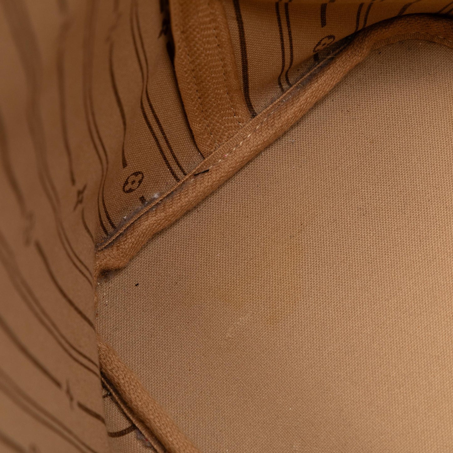 Louis Vuitton Monogram Neverfull MM (SHG-o4b8wB)