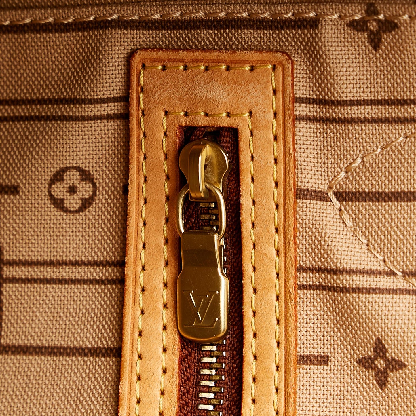 Louis Vuitton Monogram Neverfull PM (SHG-34375)