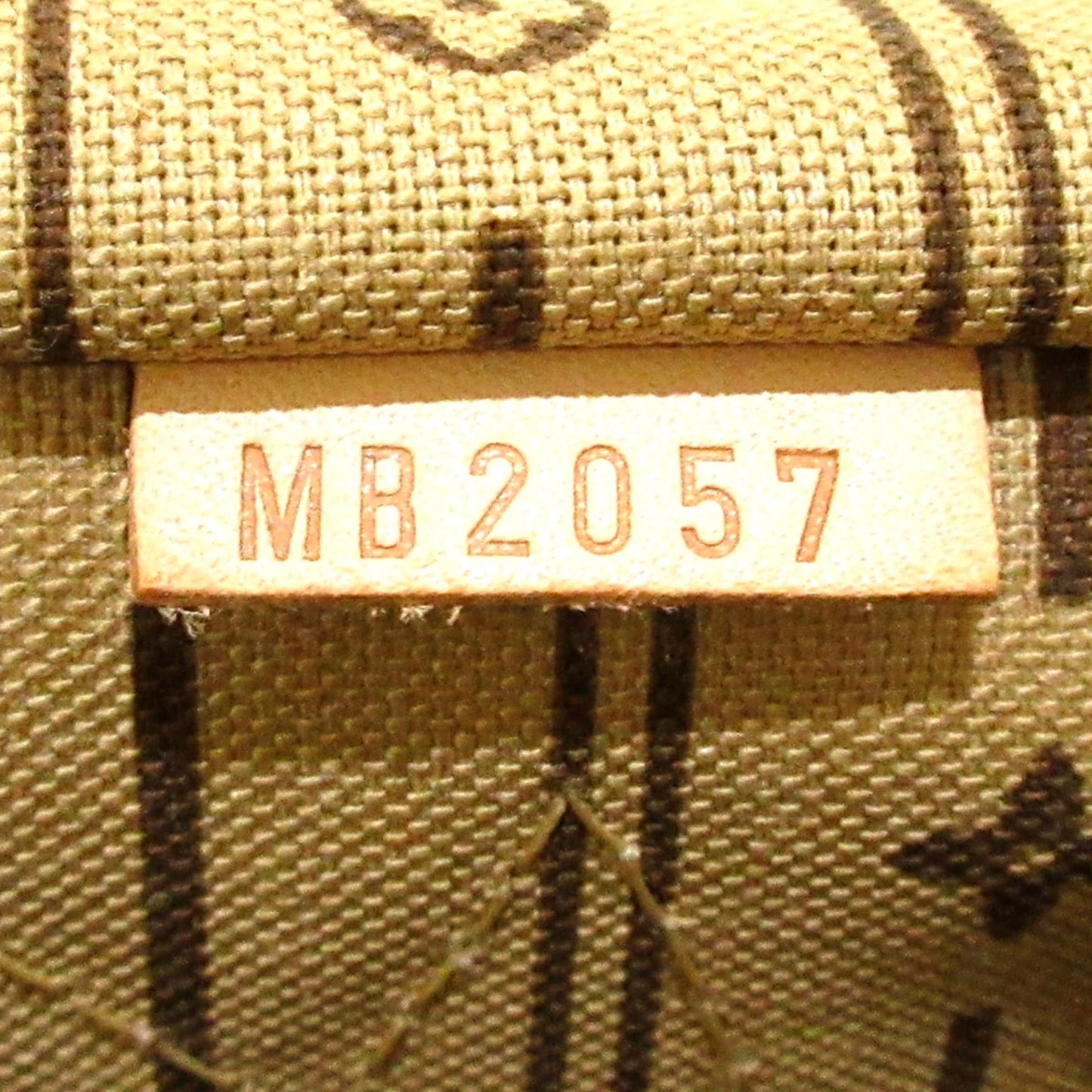 Louis Vuitton Monogram Neverfull PM (SHG-mm31dx)