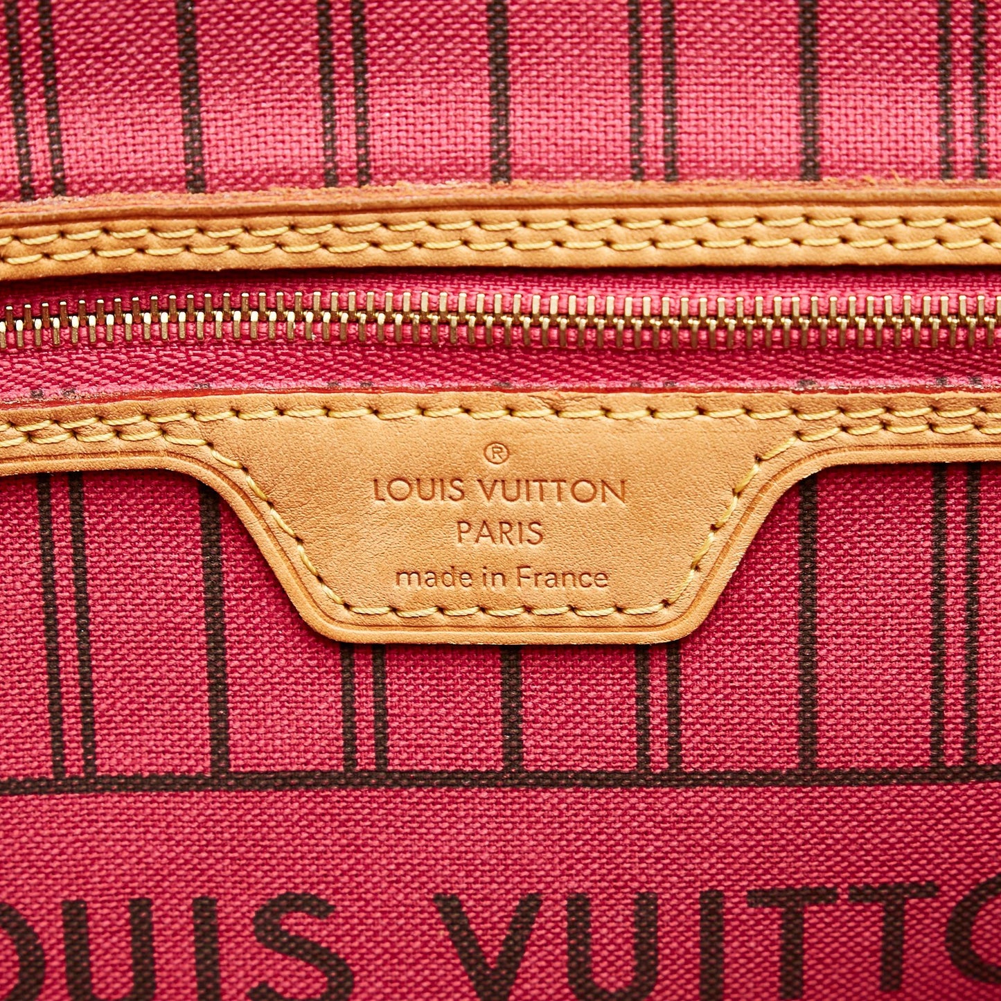Louis Vuitton Monogram Neverfull PM (SHG-UMvGku)