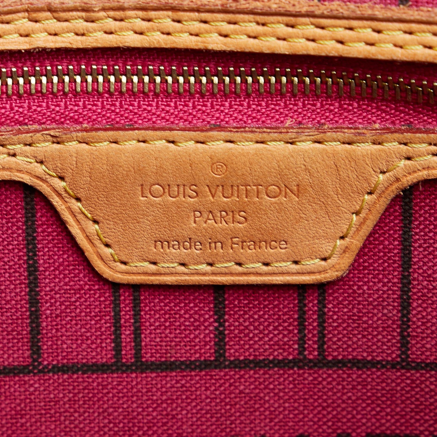Louis Vuitton Monogram Neverfull PM (SHG-MKIg7L)