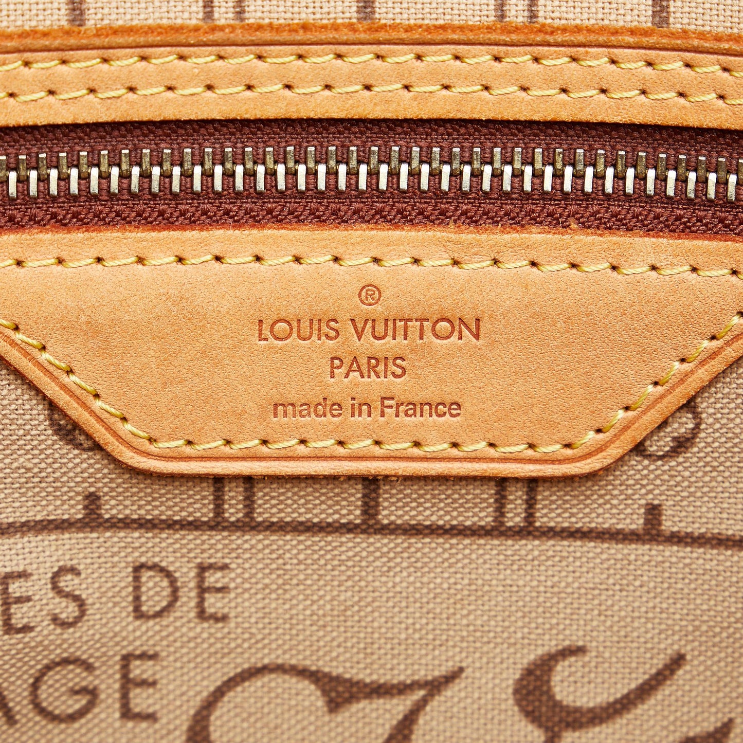 Louis Vuitton Monogram Neverfull PM (SHG-M01gZ8)
