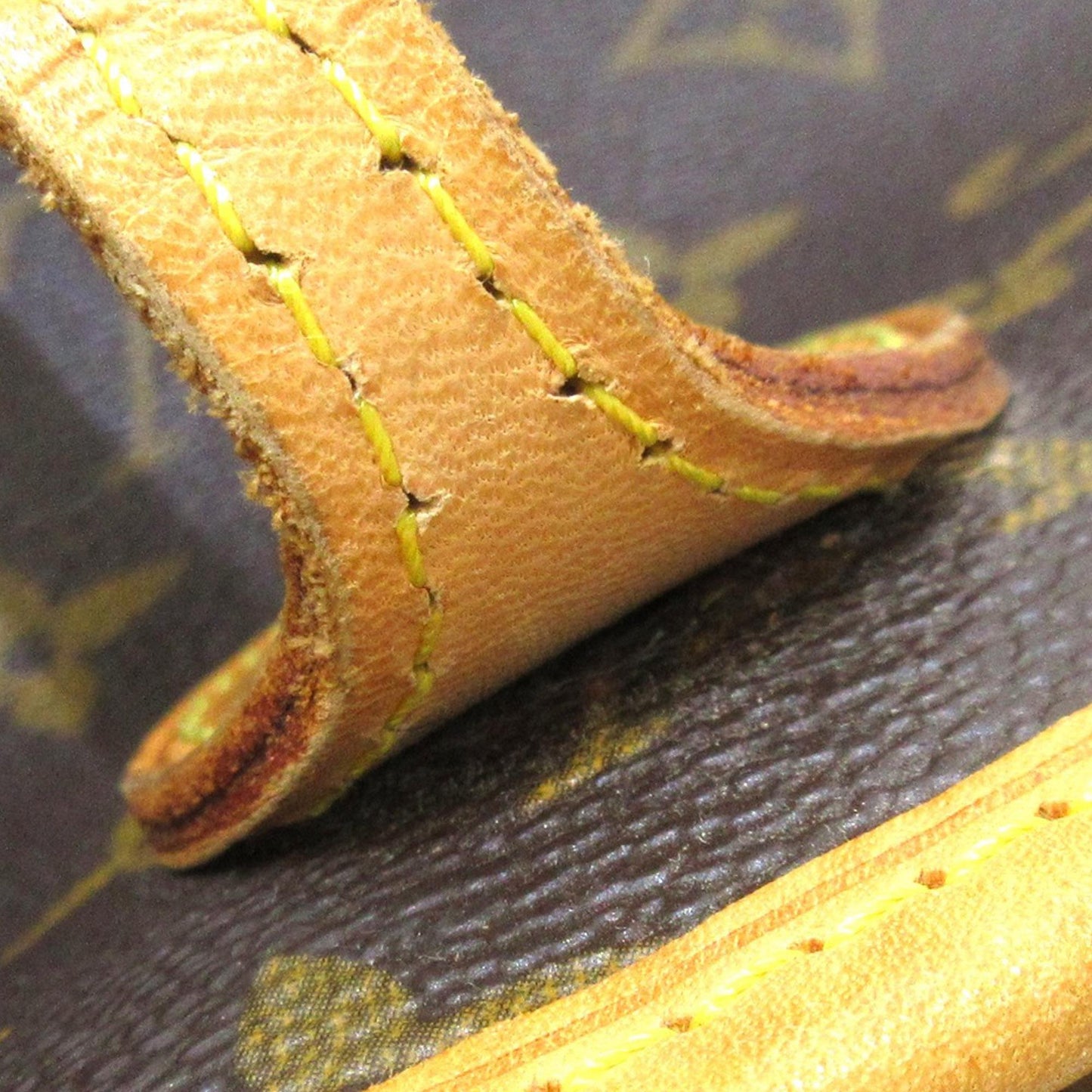 Louis Vuitton Monogram Neverfull PM (SHG-Z27Ogd)