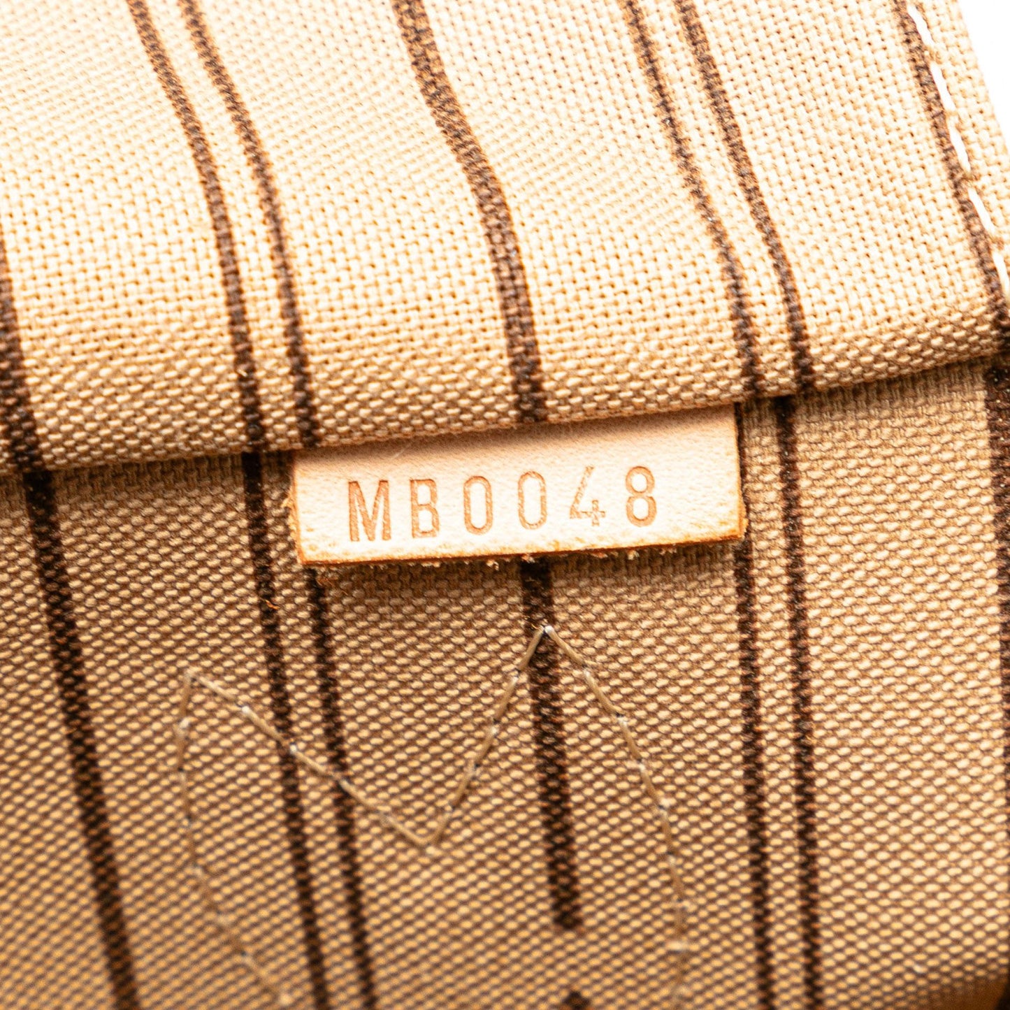 Louis Vuitton Monogram Neverfull PM (SHG-P1YINO)