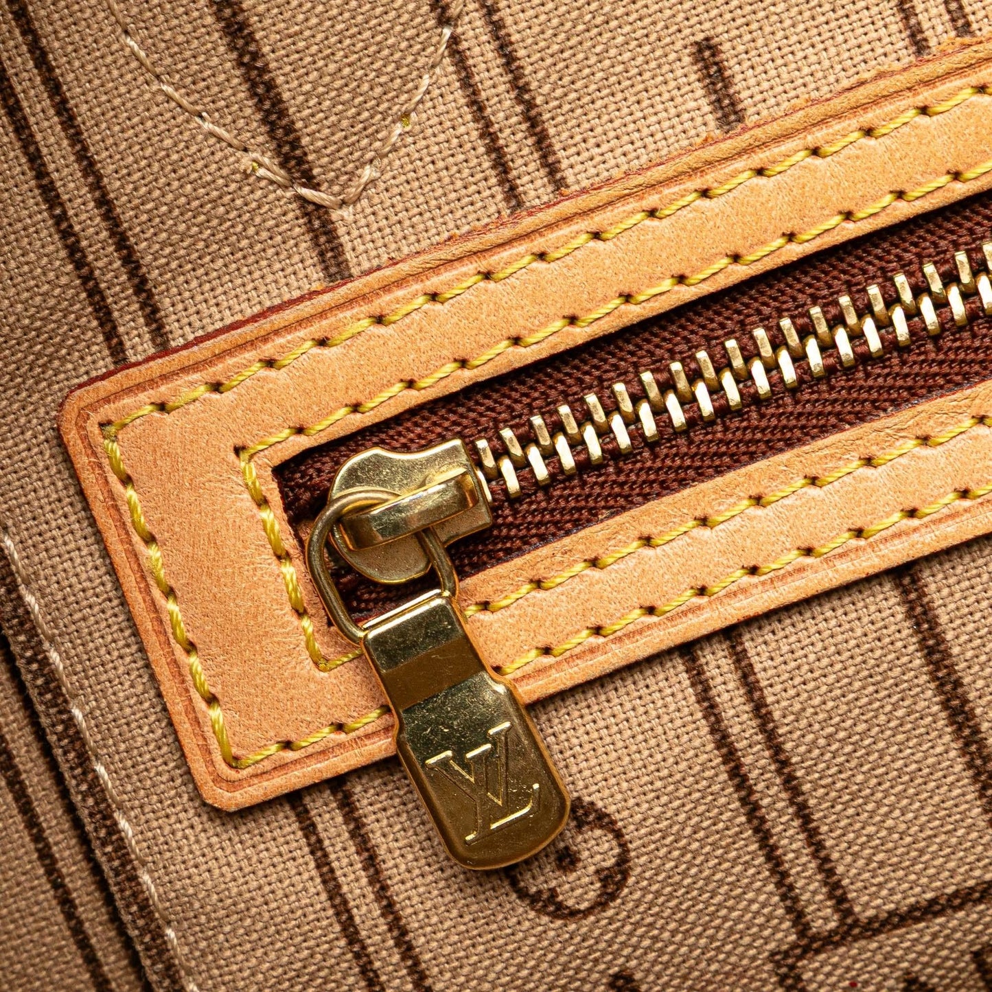 Louis Vuitton Monogram Neverfull PM