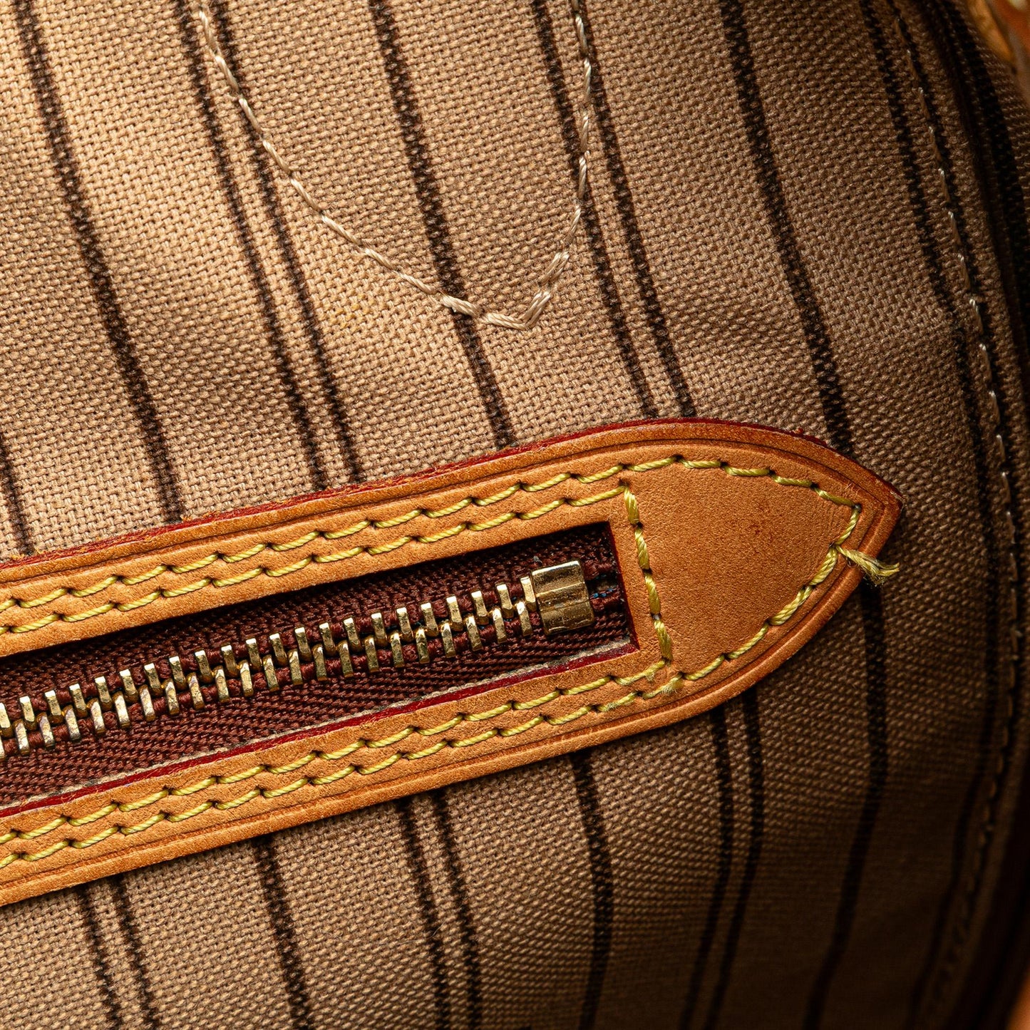 Louis Vuitton Monogram Neverfull PM