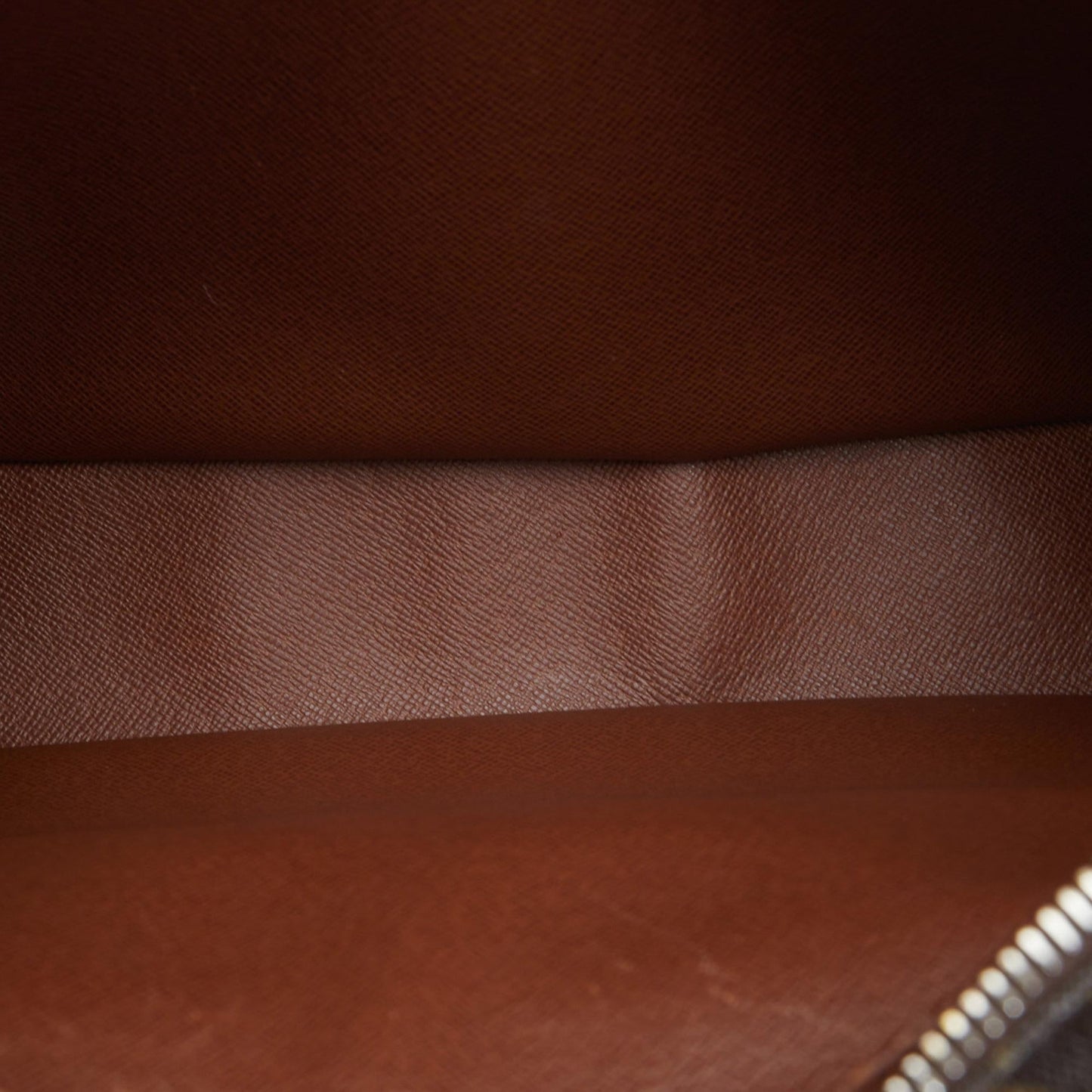 Louis Vuitton Monogram Nile (SHG-WSeZMS)