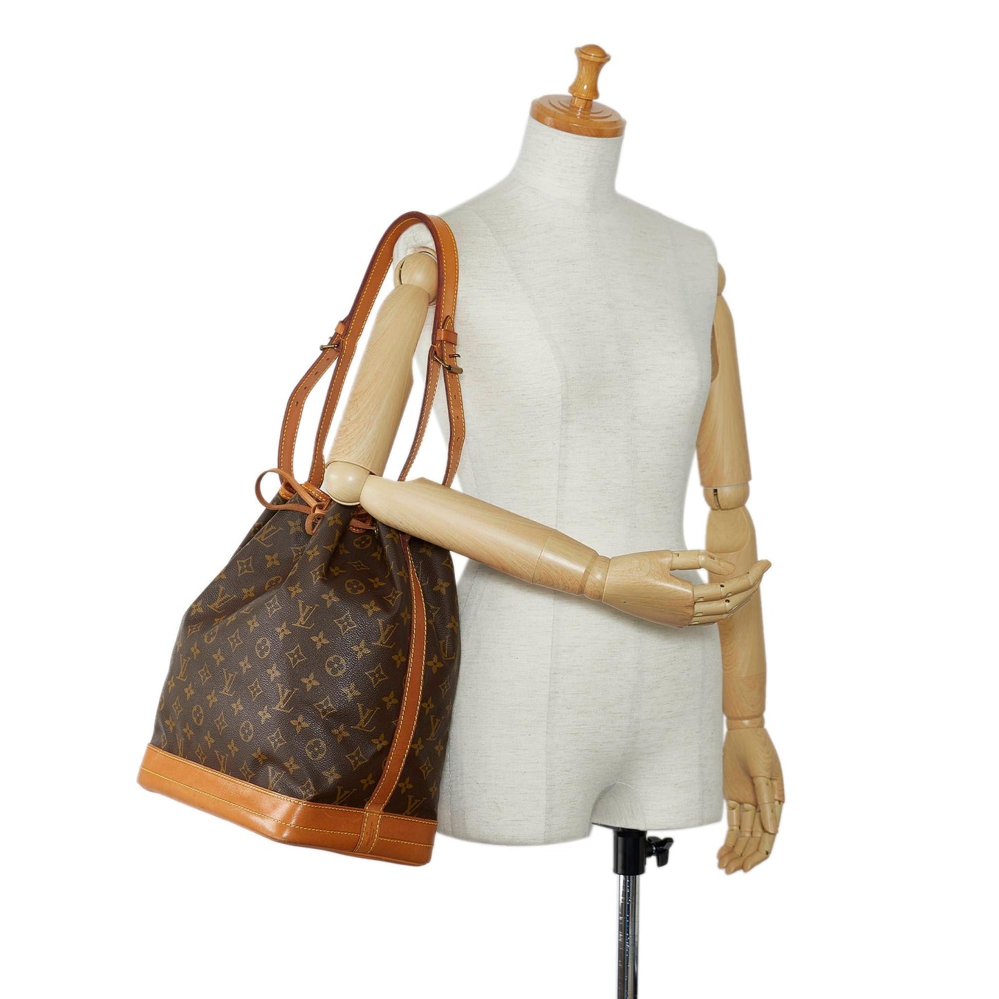 Louis Vuitton Monogram Noe GM (SHG-qANSCN)
