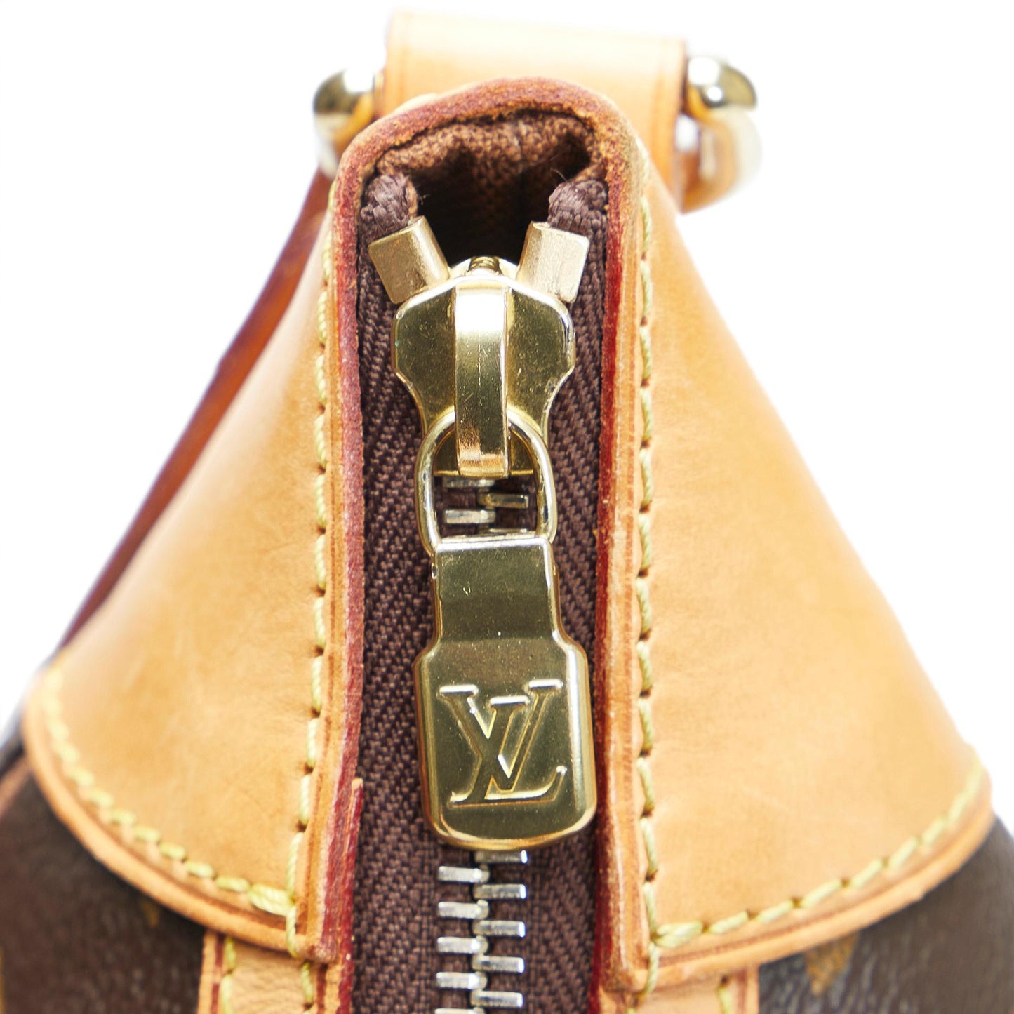 Louis Vuitton Monogram Odeon MM (SHG-EpEI1L)