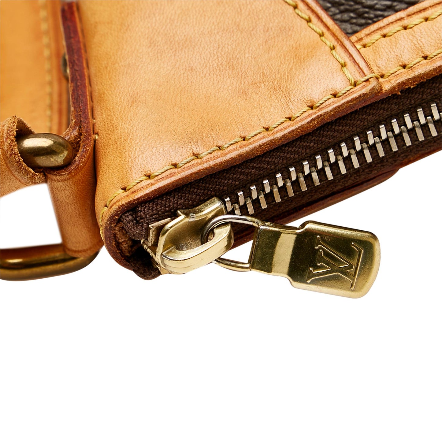 Louis Vuitton Monogram Odeon PM (SHG-QIl4Xl)