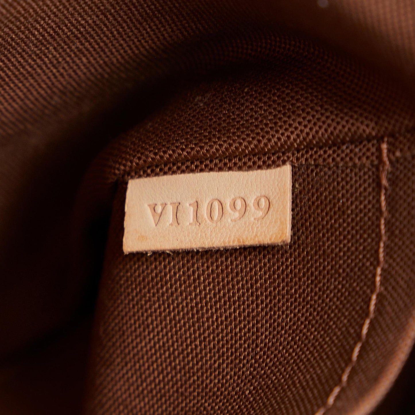 Louis Vuitton Monogram Odeon PM (SHG-OUJztx)