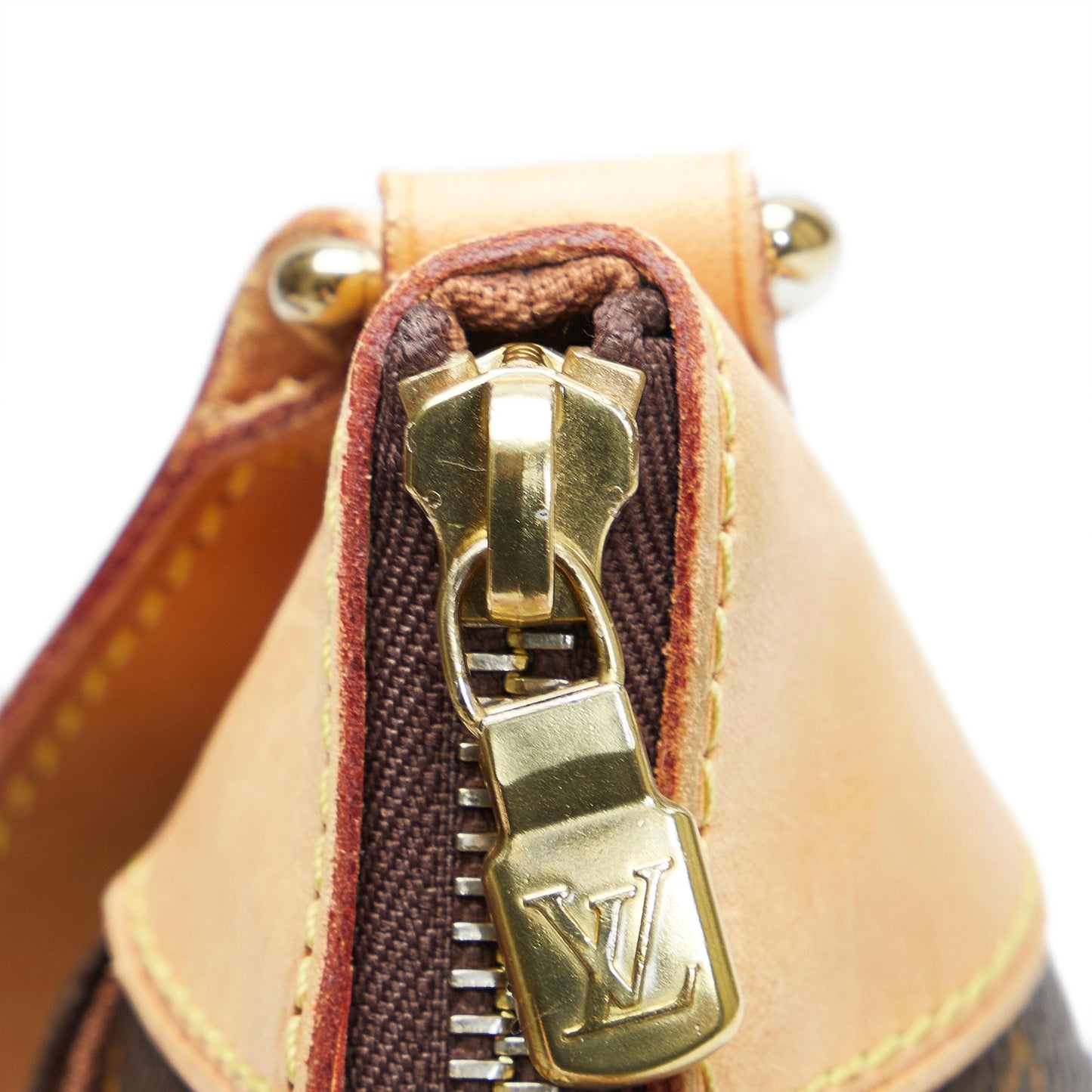 Louis Vuitton Monogram Odeon PM (SHG-cRsD5L)