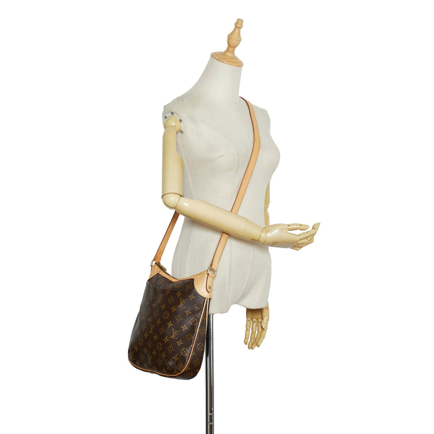 Louis Vuitton Monogram Odeon PM (SHG-cRsD5L)