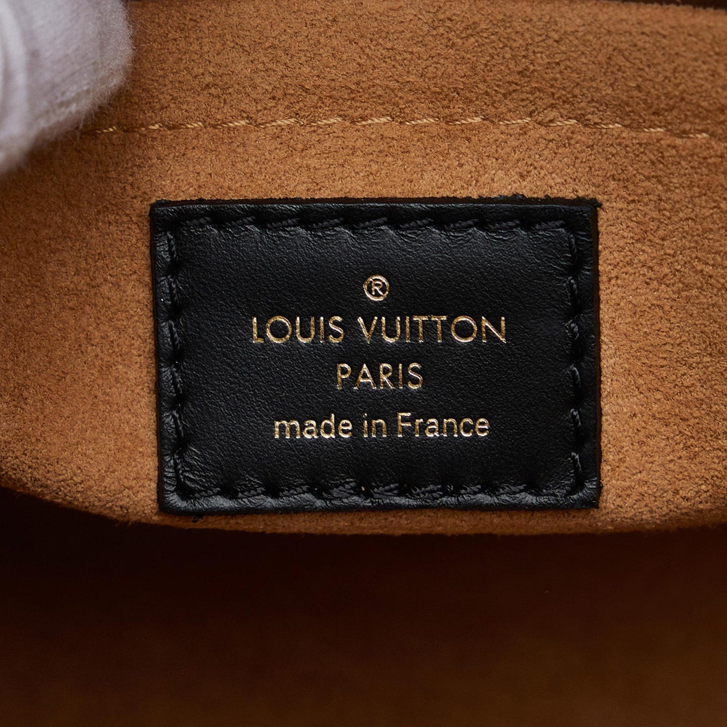 Louis Vuitton Monogram On My Side MM (SHG-C7r5xs)