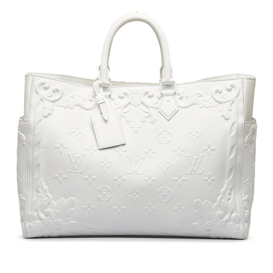 Louis Vuitton Monogram Ornaments Sac Plat 24H (SHG-dwDoVW)