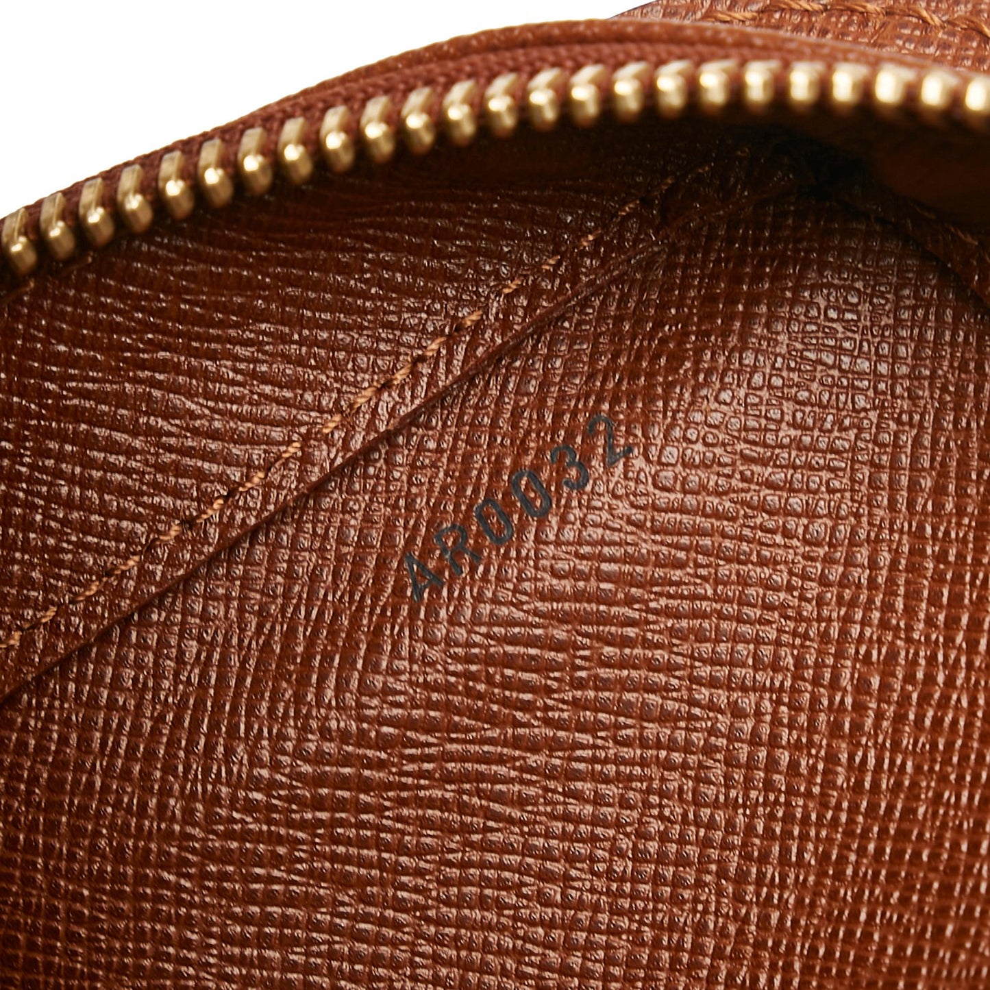 Louis Vuitton Monogram Orsay (SHG-pc1IgF)