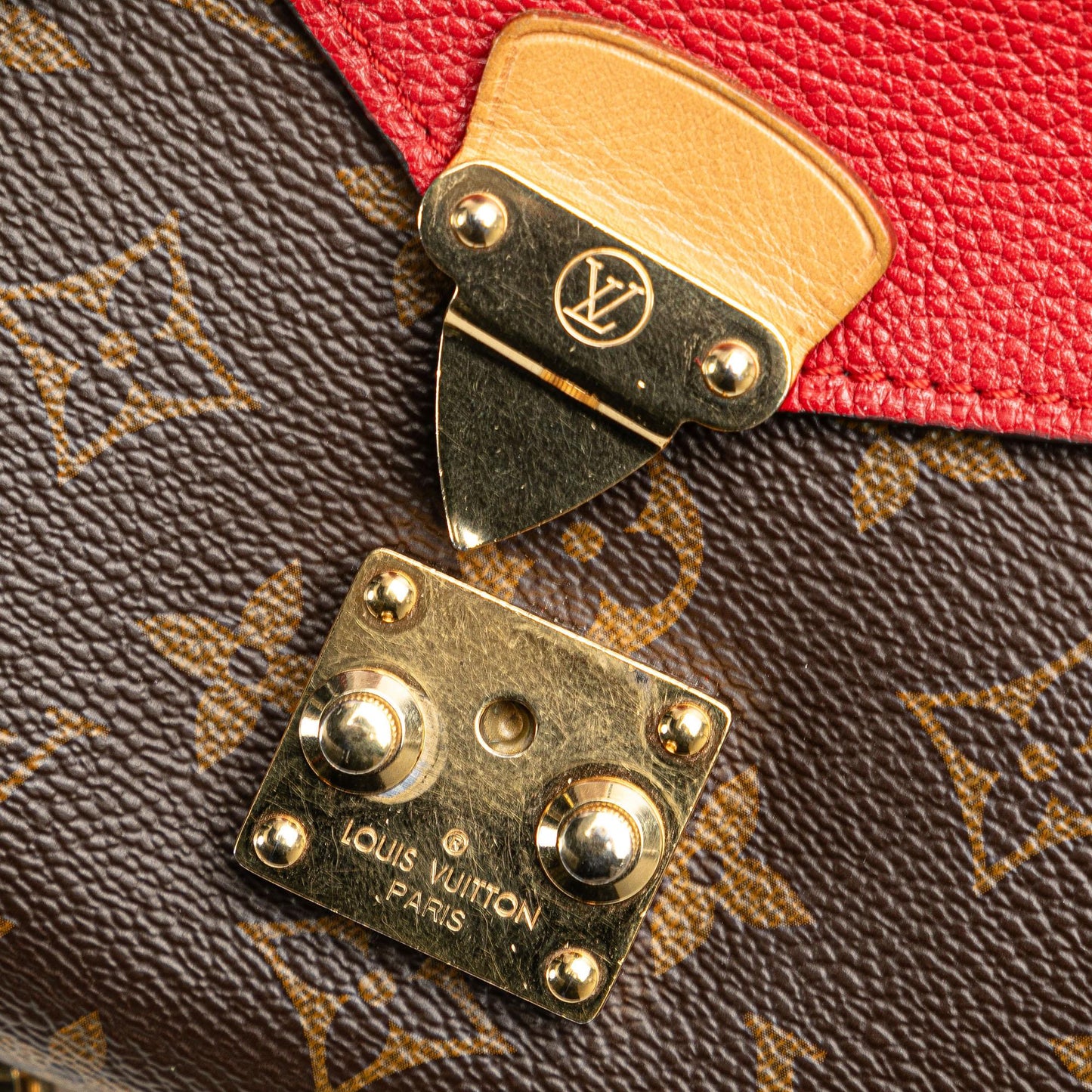 Louis Vuitton Monogram Pallas Chain