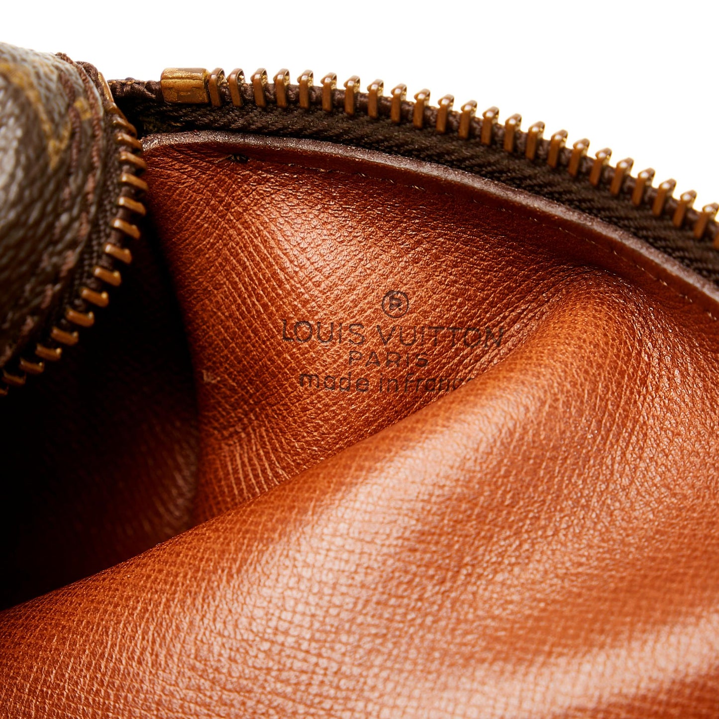 Louis Vuitton Monogram Papillon 26 (SHG-VFjzDN)