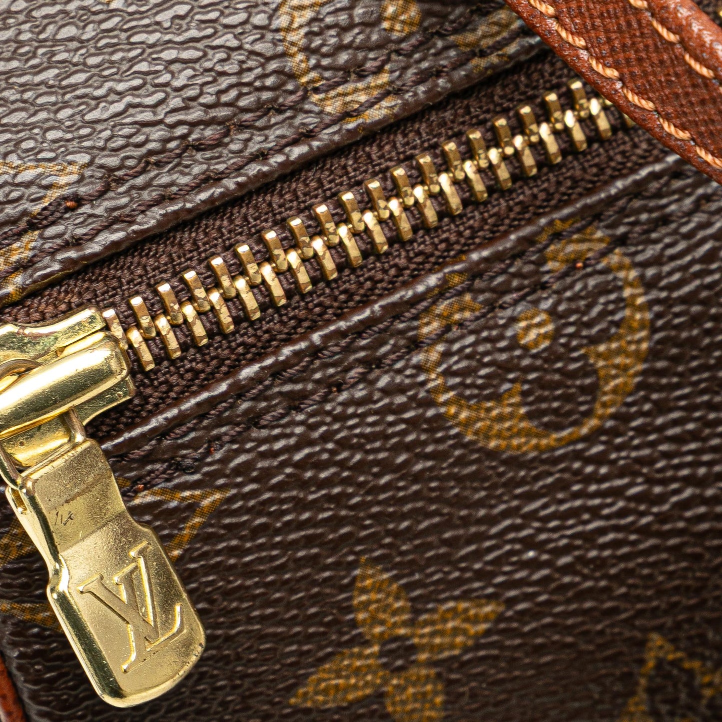 Louis Vuitton Monogram Papillon 26
