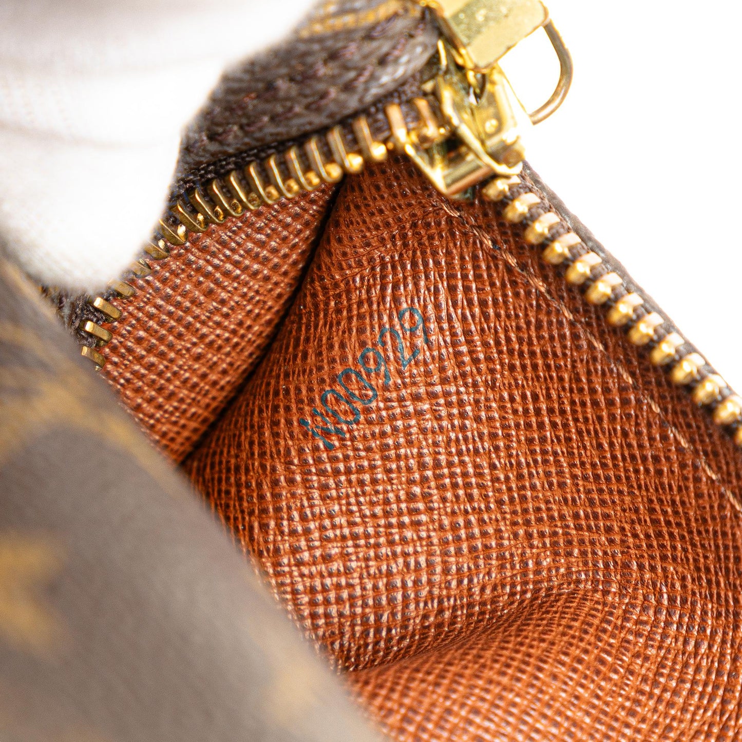 Louis Vuitton Monogram Papillon 26