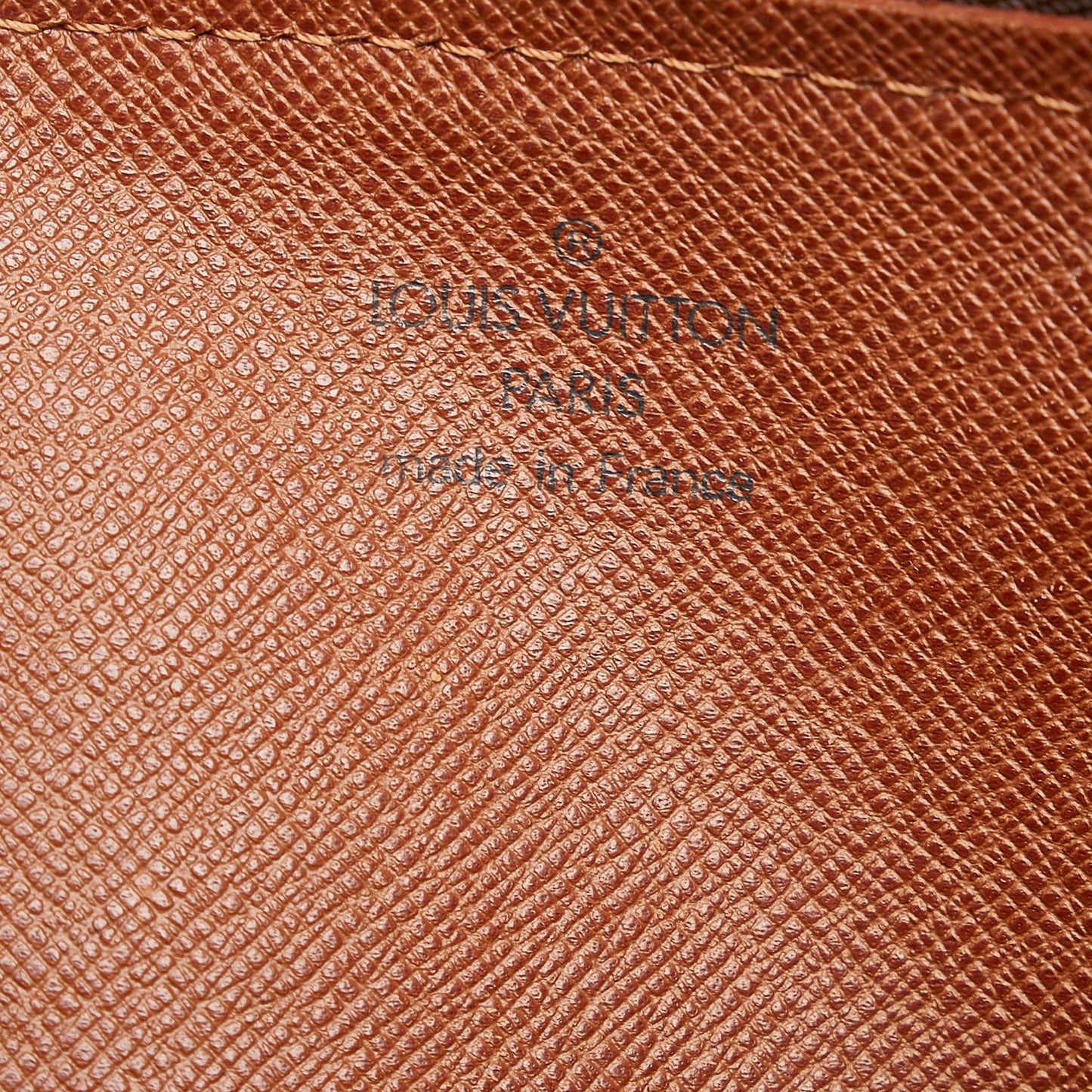 Louis Vuitton Monogram Papillon 28 (SHG-29901)