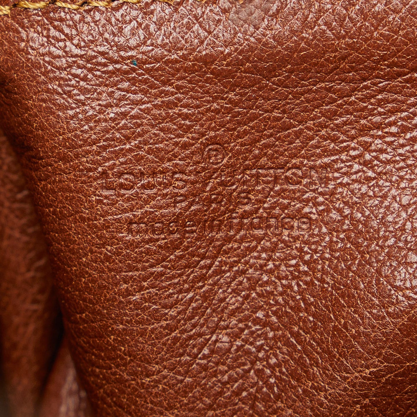 Louis Vuitton Monogram Papillon 30 (SHG-HCsKpp)
