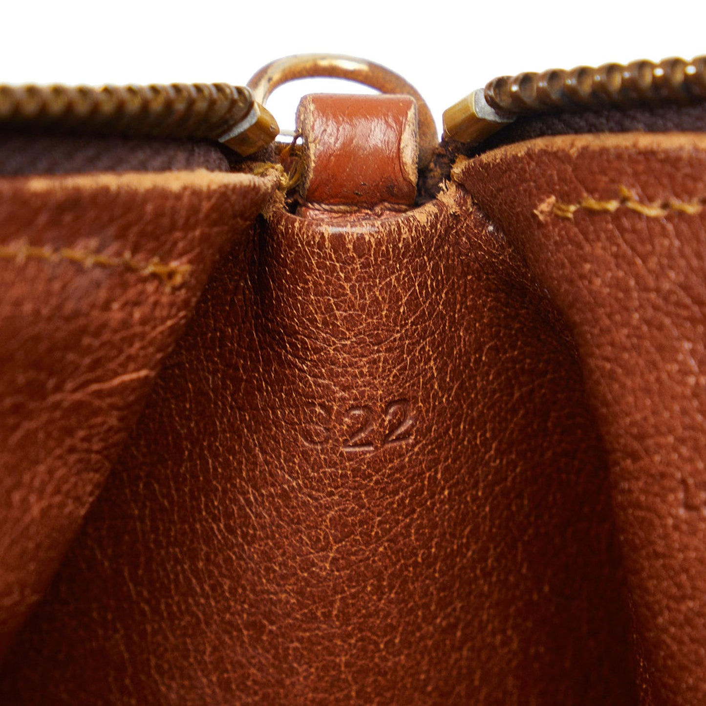 Louis Vuitton Monogram Papillon 30 (SHG-HCsKpp)