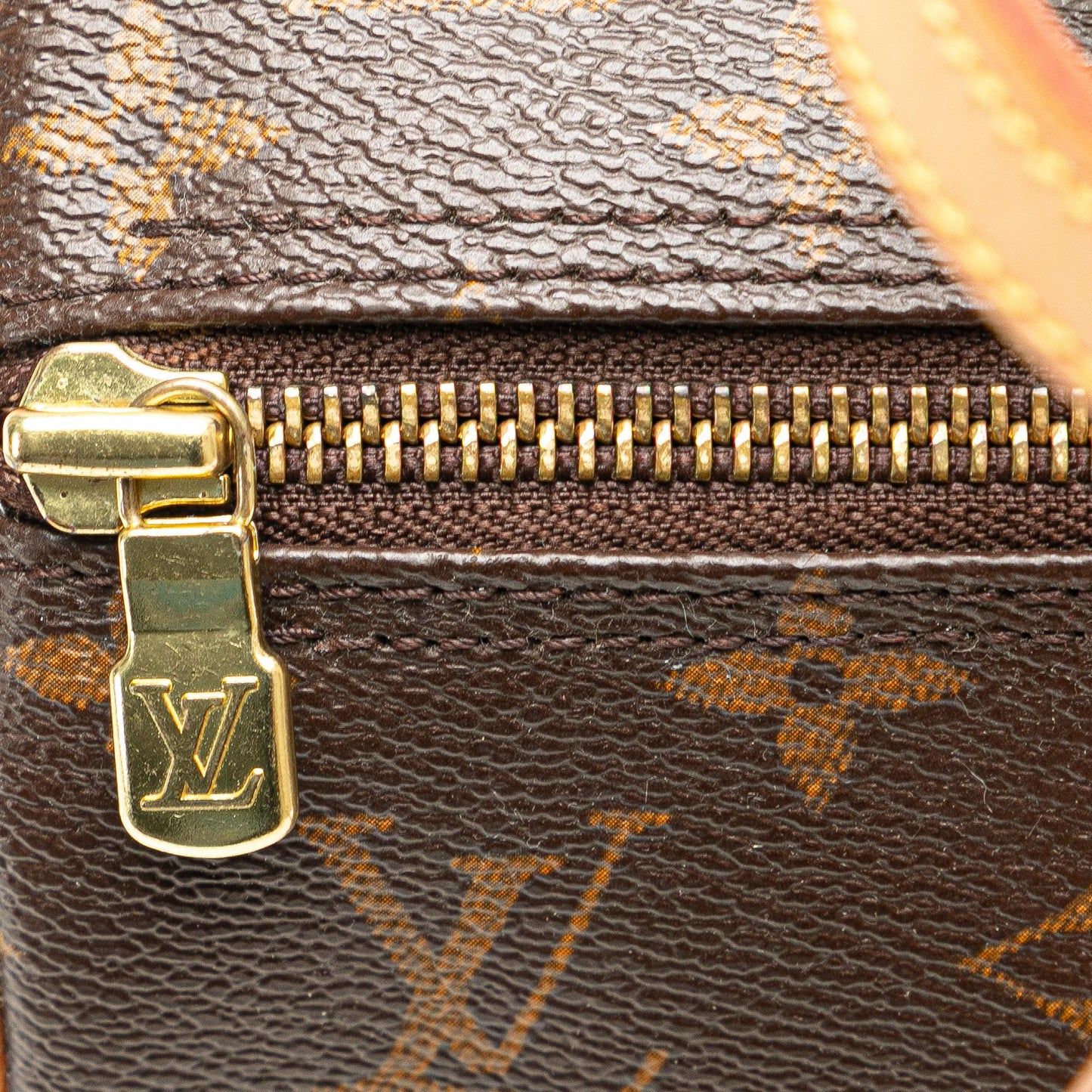 Louis Vuitton Monogram Papillon 30
