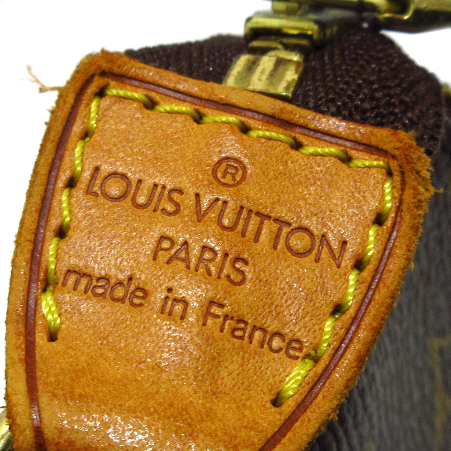 Louis Vuitton Monogram Patch Mini Pochette Accessoires (SHG-q06hOa)