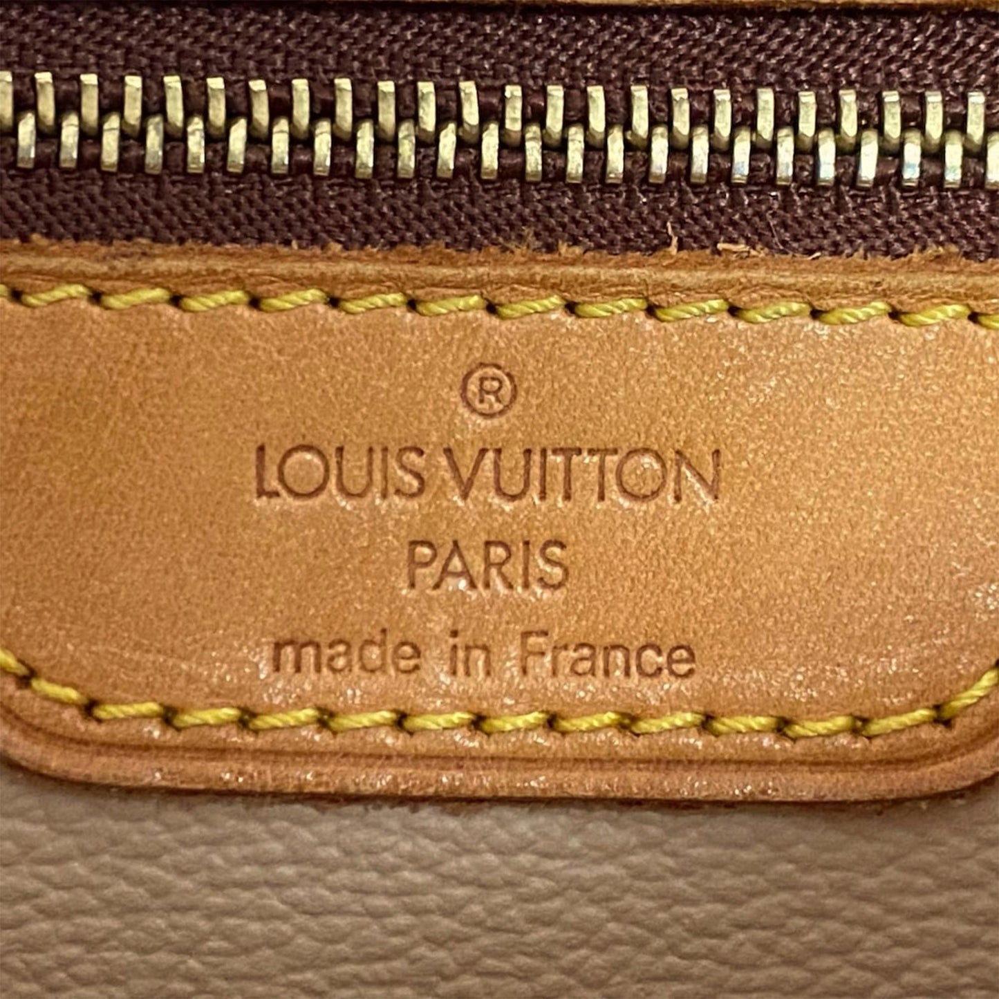Louis Vuitton Monogram Petit Bucket (SHG-29393)