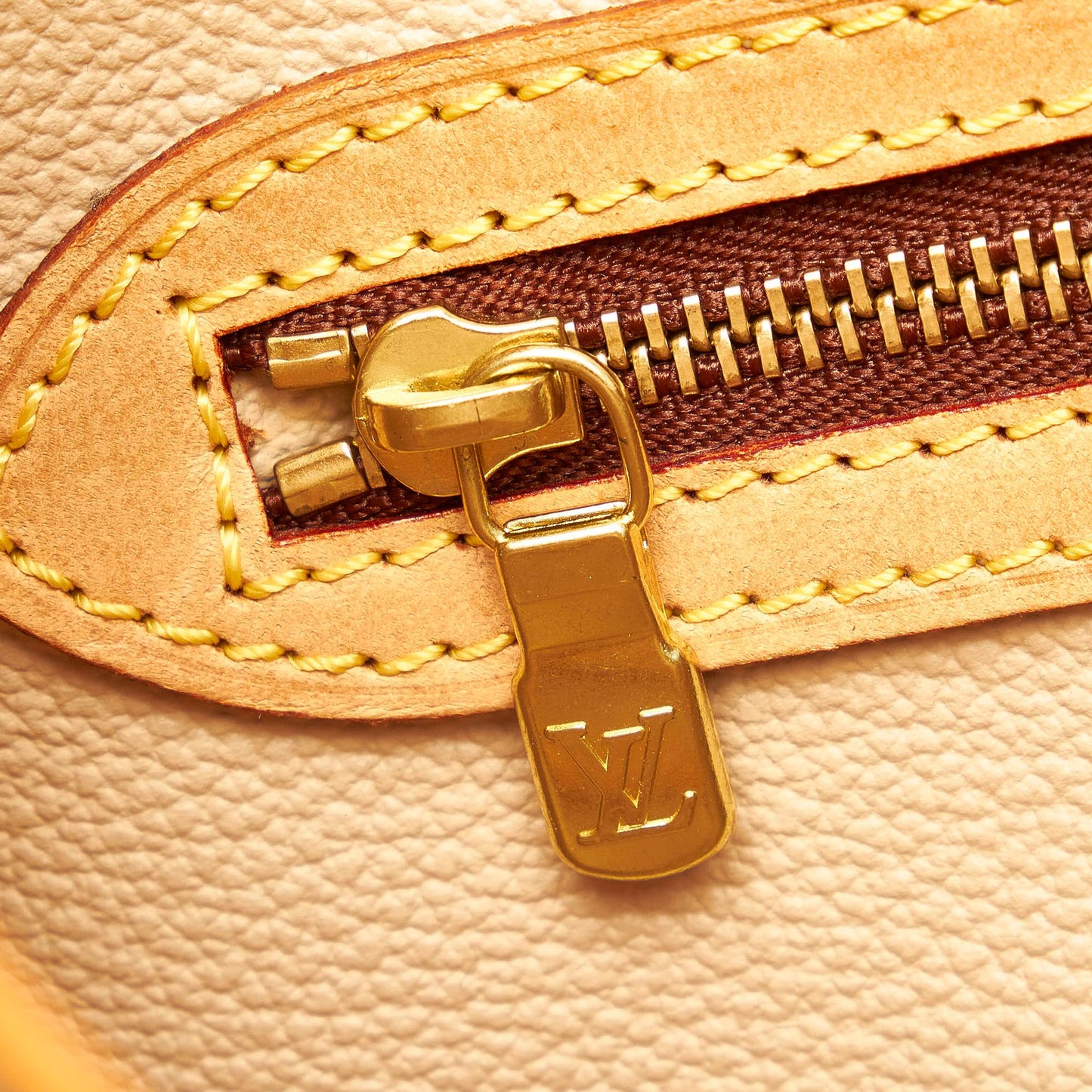 Louis Vuitton Monogram Petit Bucket (SHG-30785)