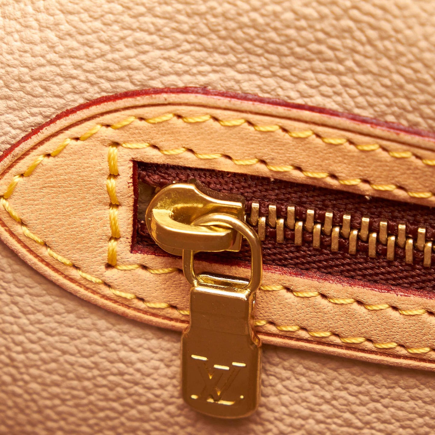 Louis Vuitton Monogram Petit Bucket (SHG-36312)