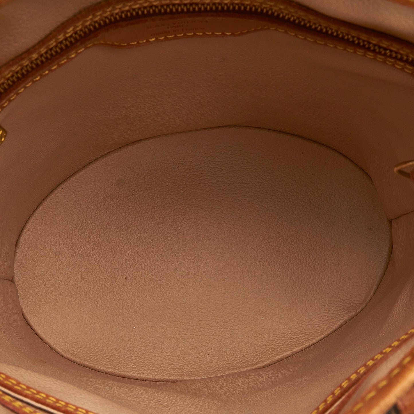Louis Vuitton Monogram Petit Bucket (SHG-VScCNw)