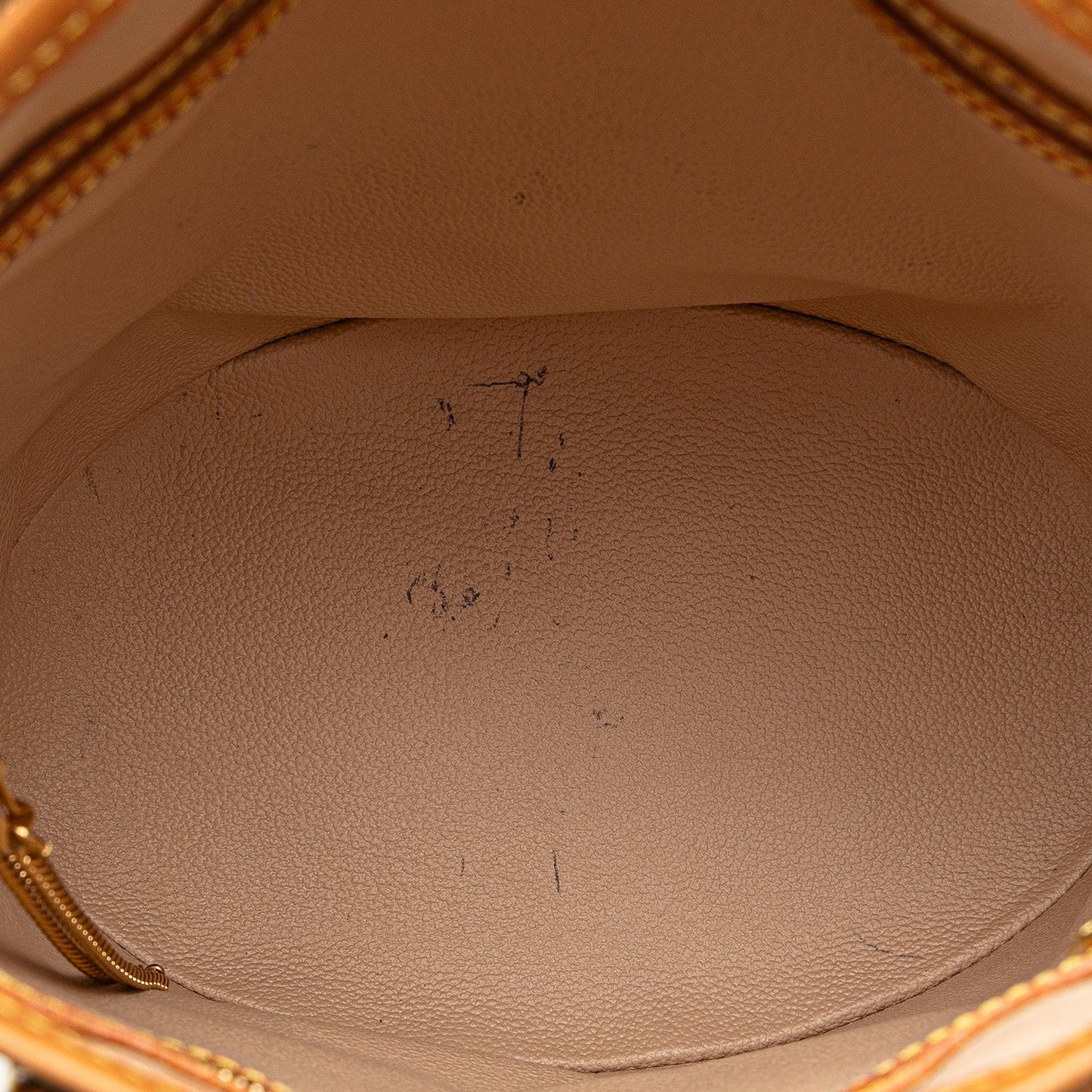 Louis Vuitton Monogram Petit Bucket (SHG-ijkvYu)