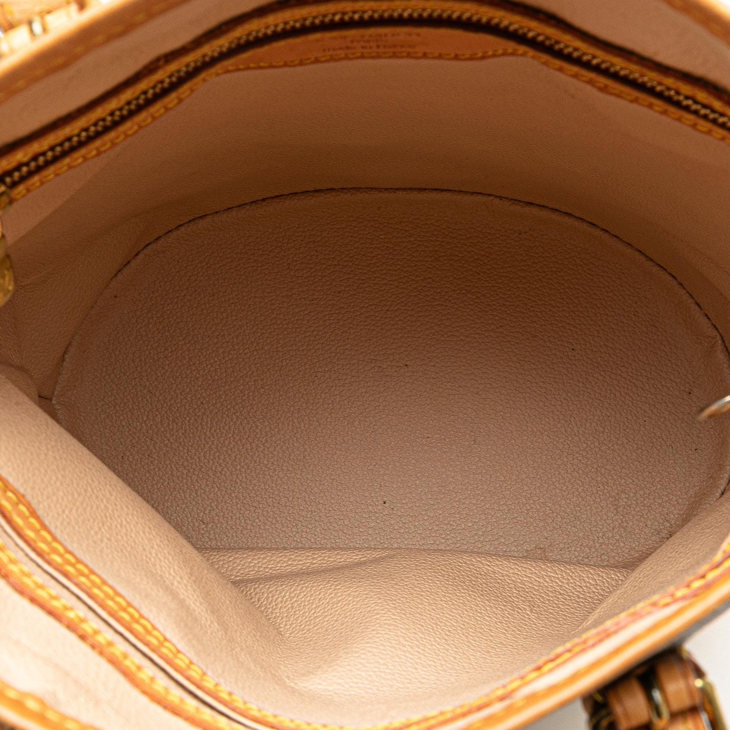 Louis Vuitton Monogram Petit Bucket (SHG-ePl7KN)