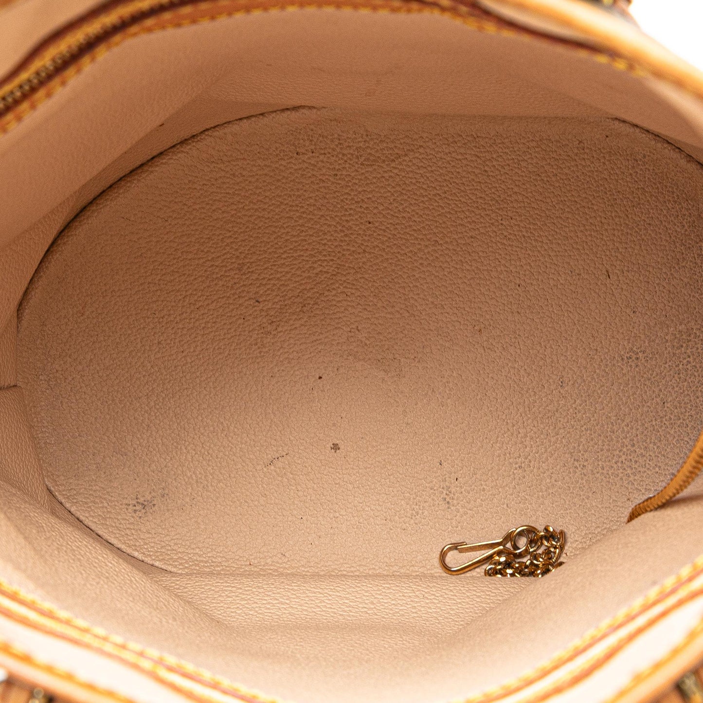 Louis Vuitton Monogram Petit Bucket (SHG-YEzqlW)