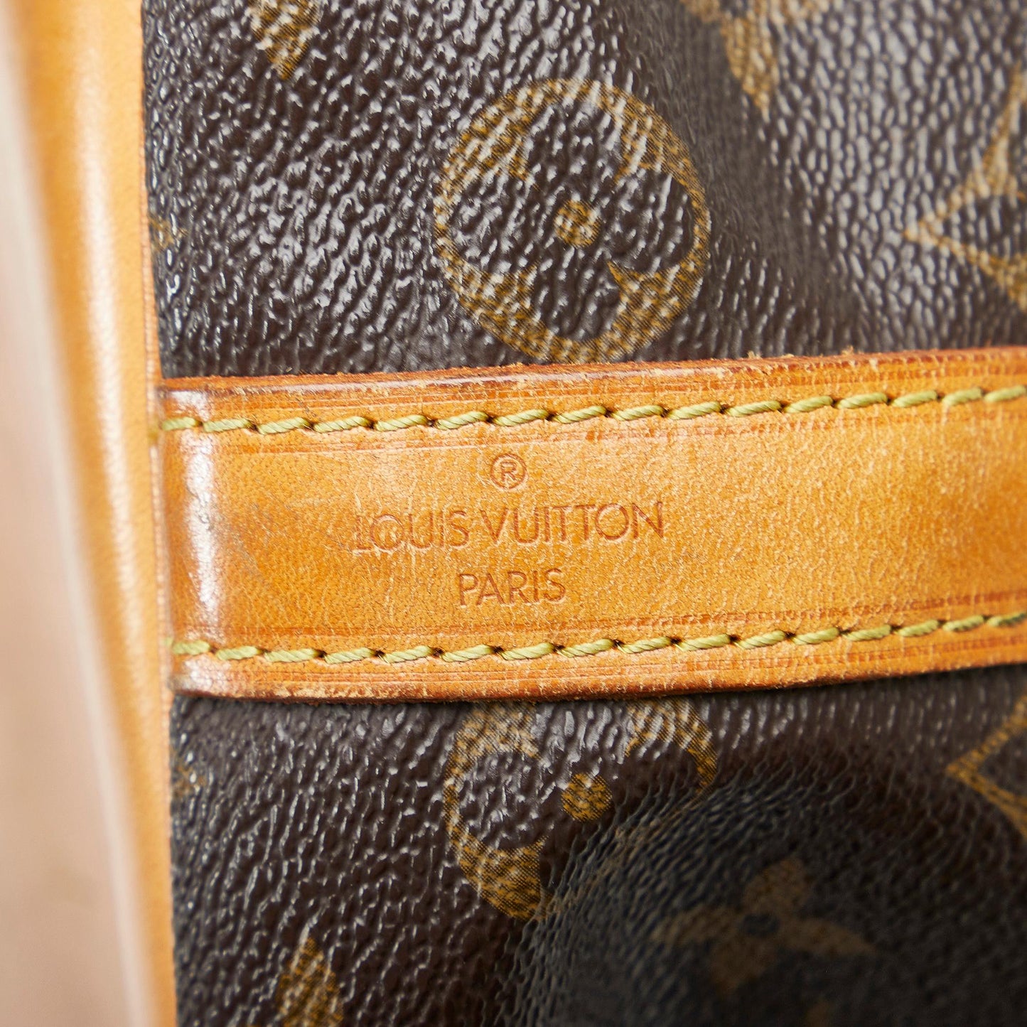 Louis Vuitton Monogram Petit Noe (SHG-vT3T0r)