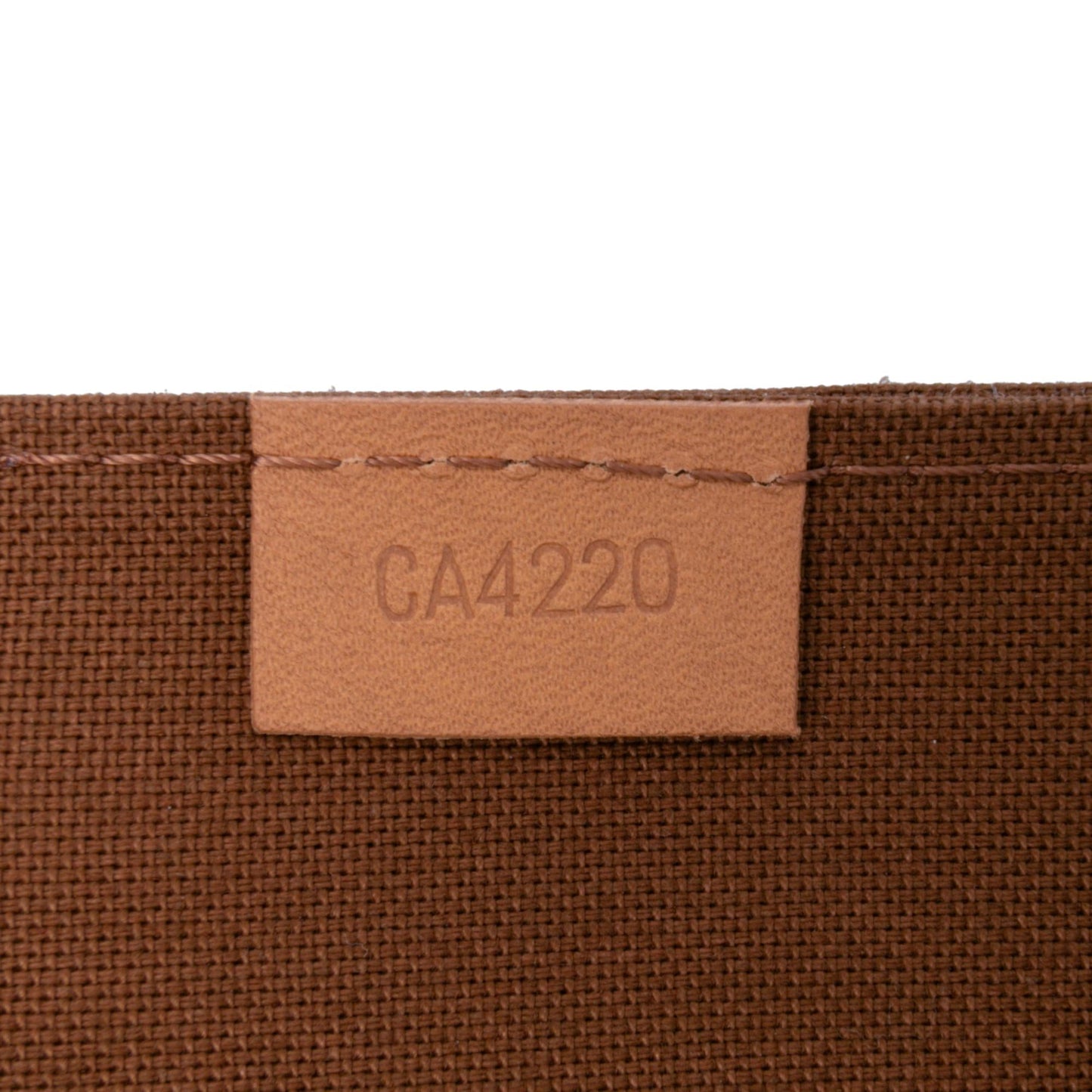 Louis Vuitton Monogram Petit Sac Plat