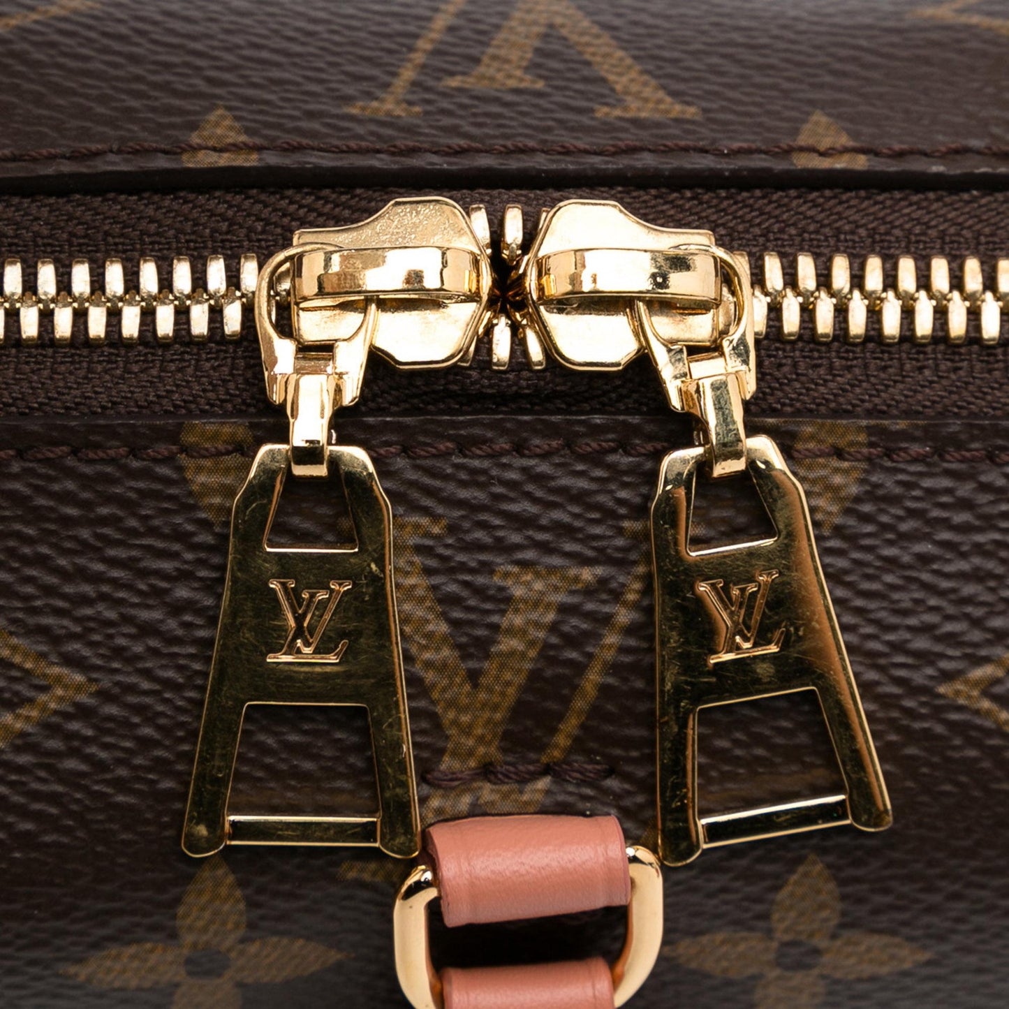 Louis Vuitton Monogram Petite Malle Souple (SHG-olL9GP)