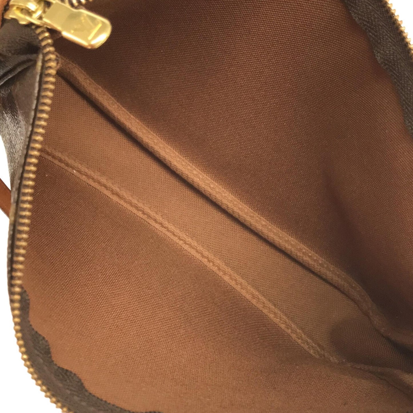 Louis Vuitton Monogram Pochette Accessoires (SHG-BWivvw)