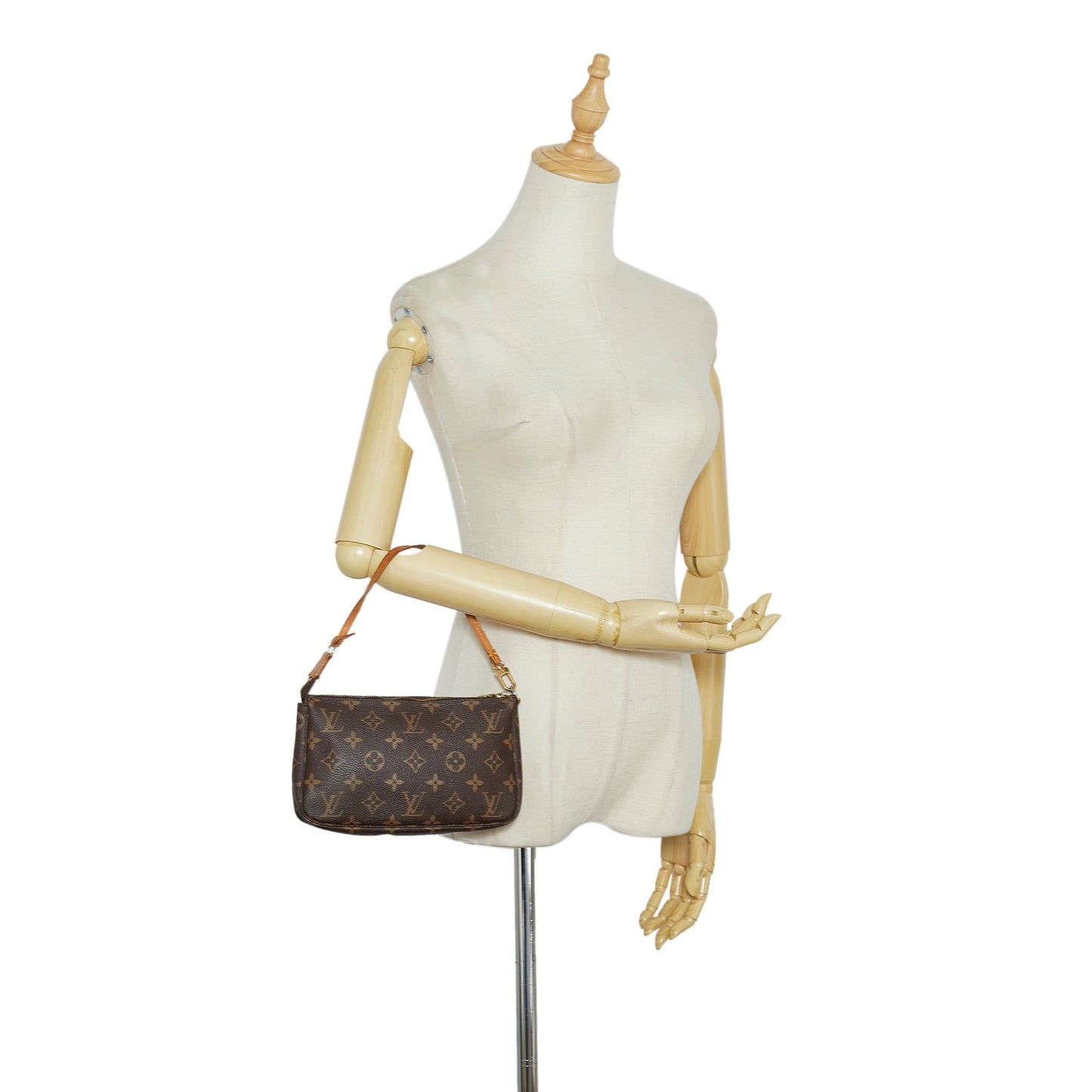 Louis Vuitton Monogram Pochette Accessoires (SHG-g7uVu5)