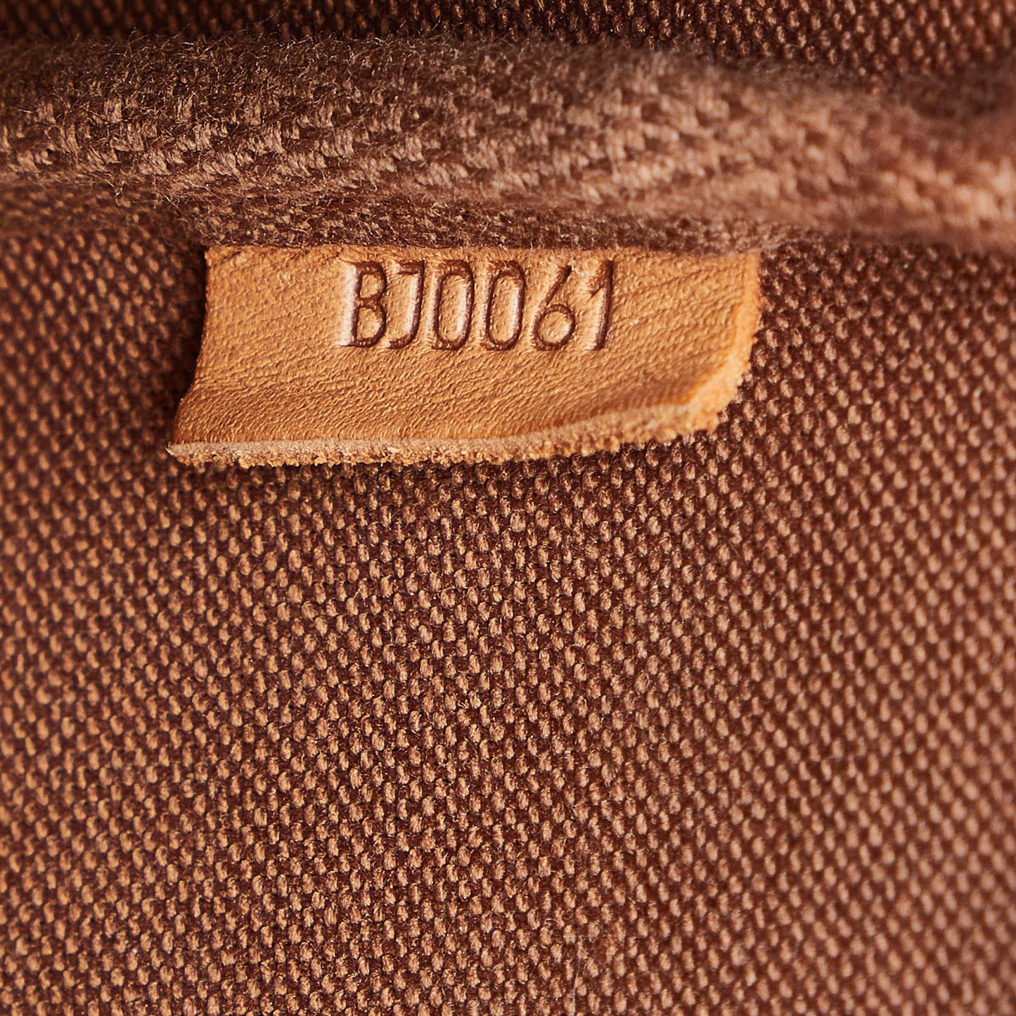 Louis Vuitton Monogram Pochette Accessoires (SHG-5KU8hZ)