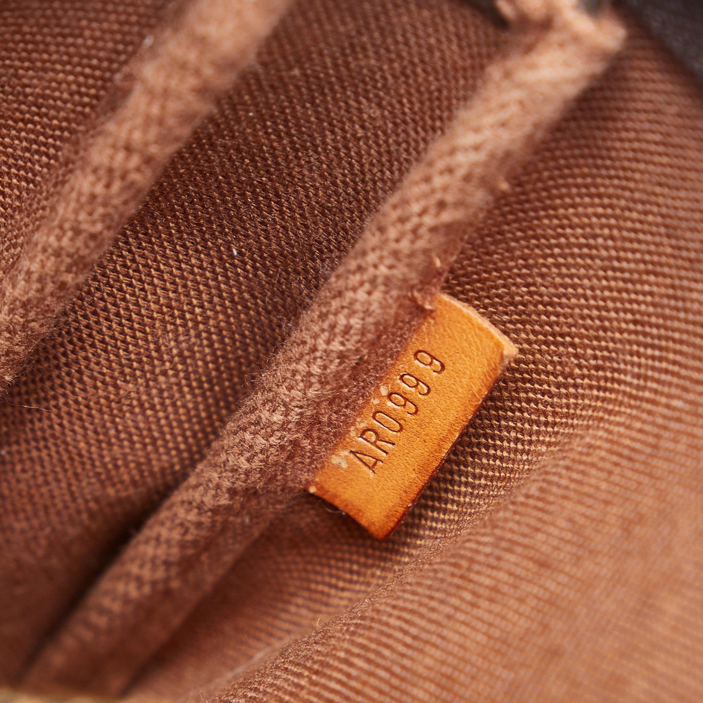 Louis Vuitton Monogram Pochette Accessoires (SHG-qmBqHL)