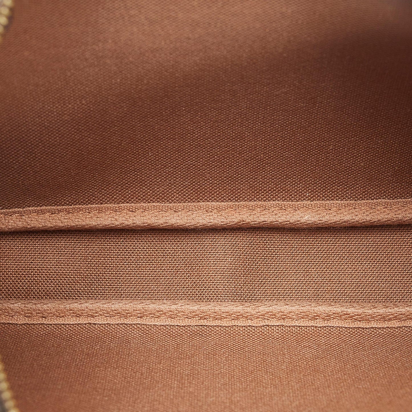 Louis Vuitton Monogram Pochette Accessoires (SHG-WuA3SO)