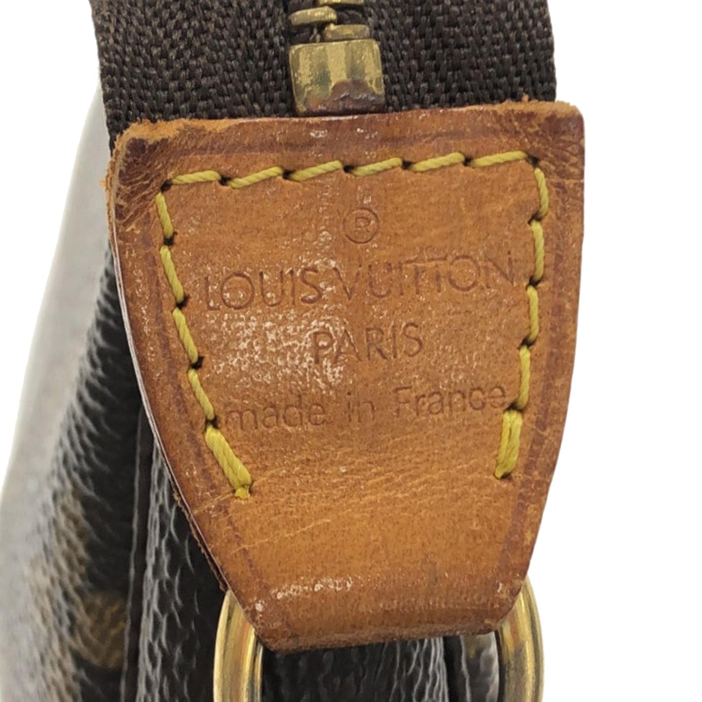 Louis Vuitton Monogram Pochette Accessoires (SHG-zg231f)