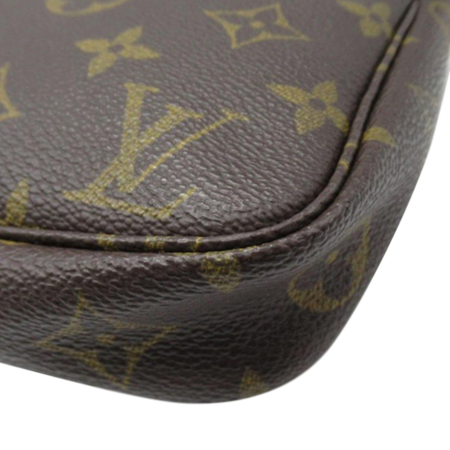 Louis Vuitton Monogram Pochette Accessoires (SHG-ucbZyL)