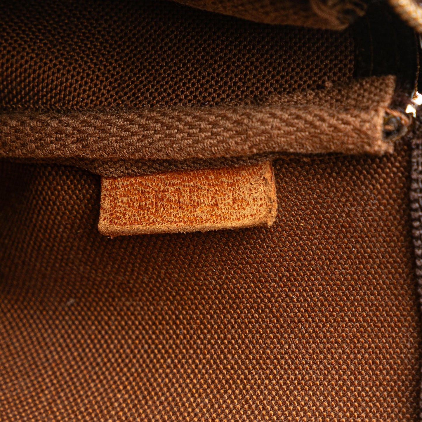 Louis Vuitton Monogram Pochette Accessoires (SHG-jWmpQr)