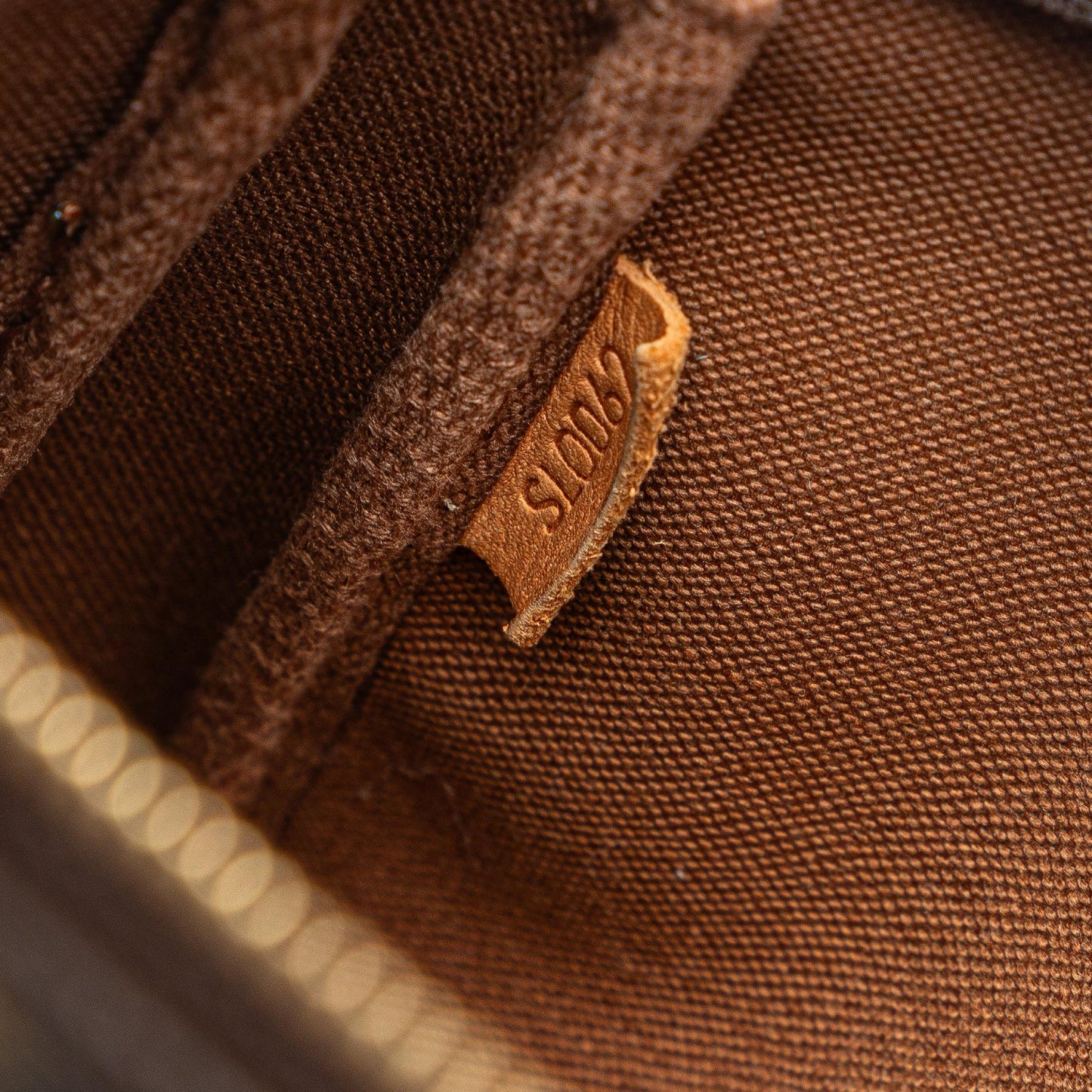 Louis Vuitton Monogram Pochette Accessoires (SHG-UdYdzH)