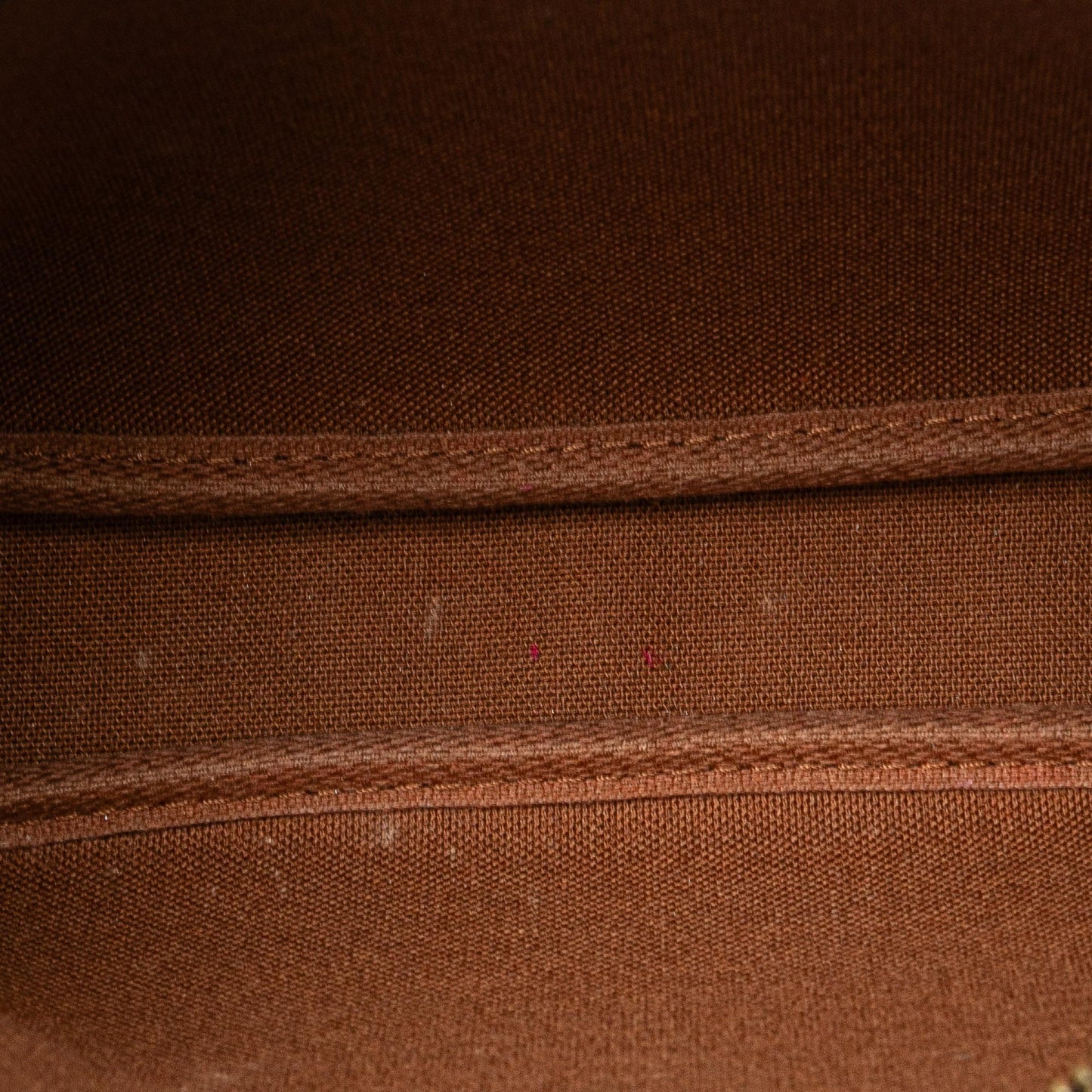 Louis Vuitton Monogram Pochette Accessoires (SHG-Wvh2XT)